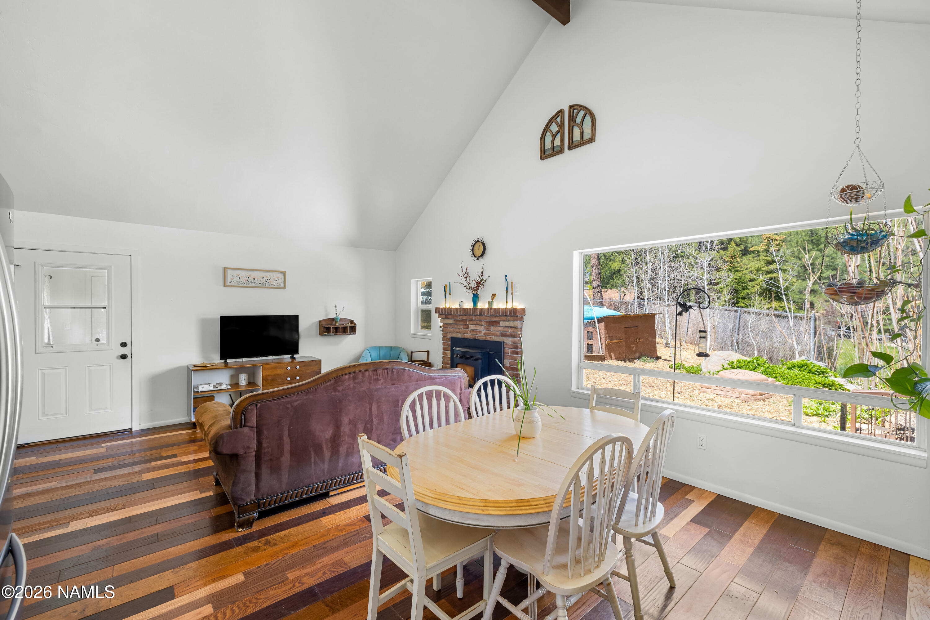 4511 Canyon Loop