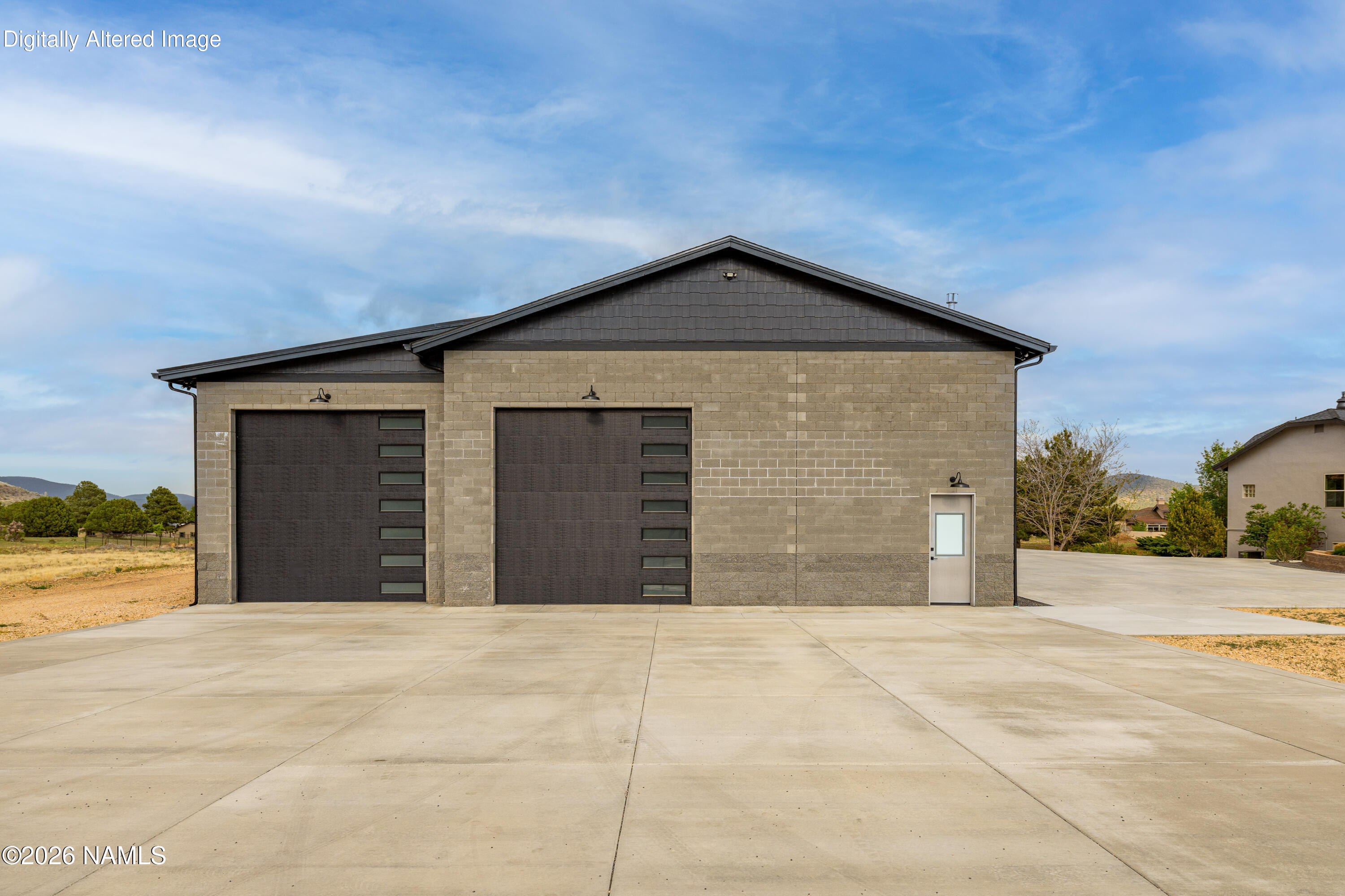 8205 N Reata Road