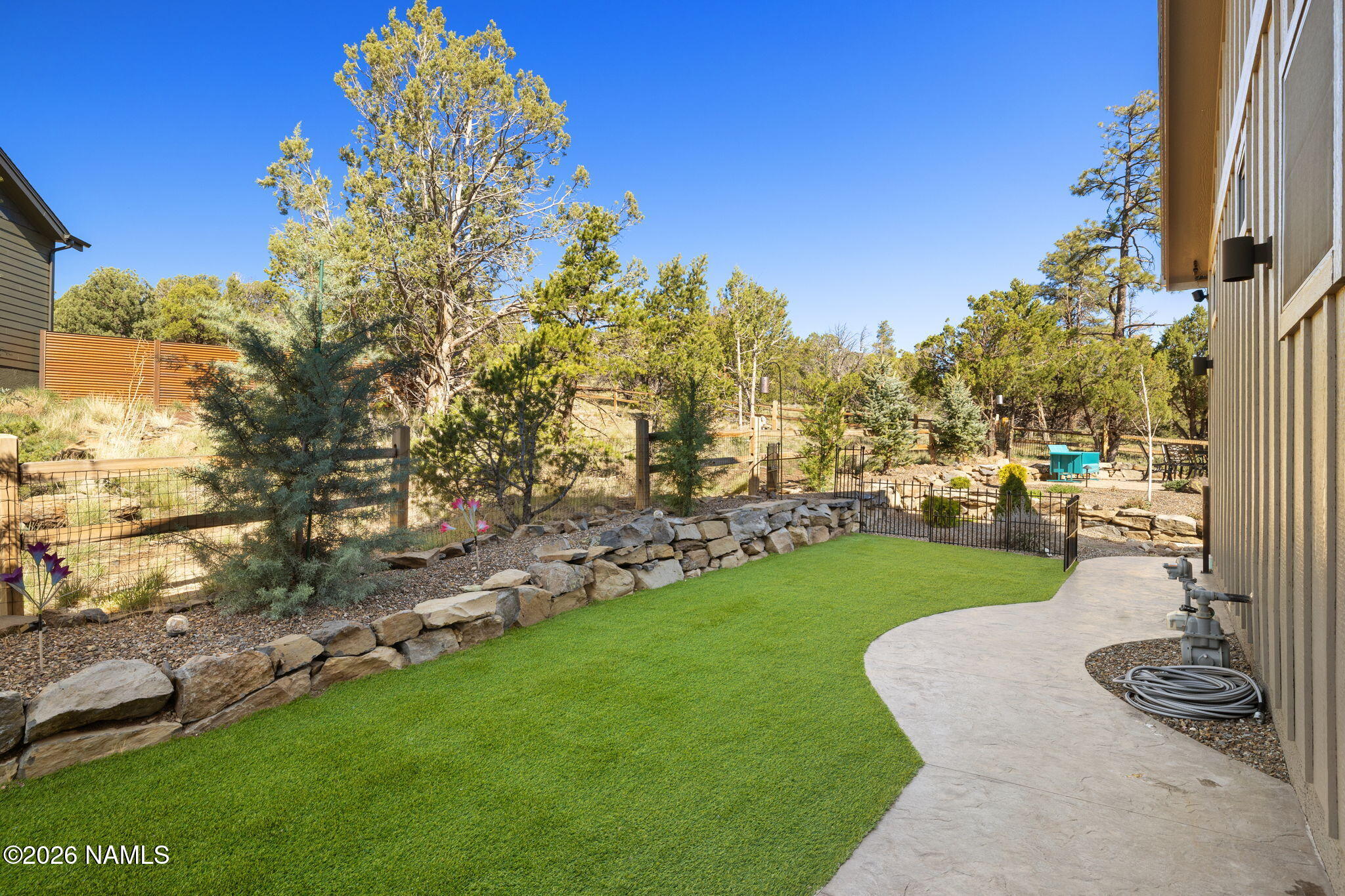 2672 Ridgewood Way