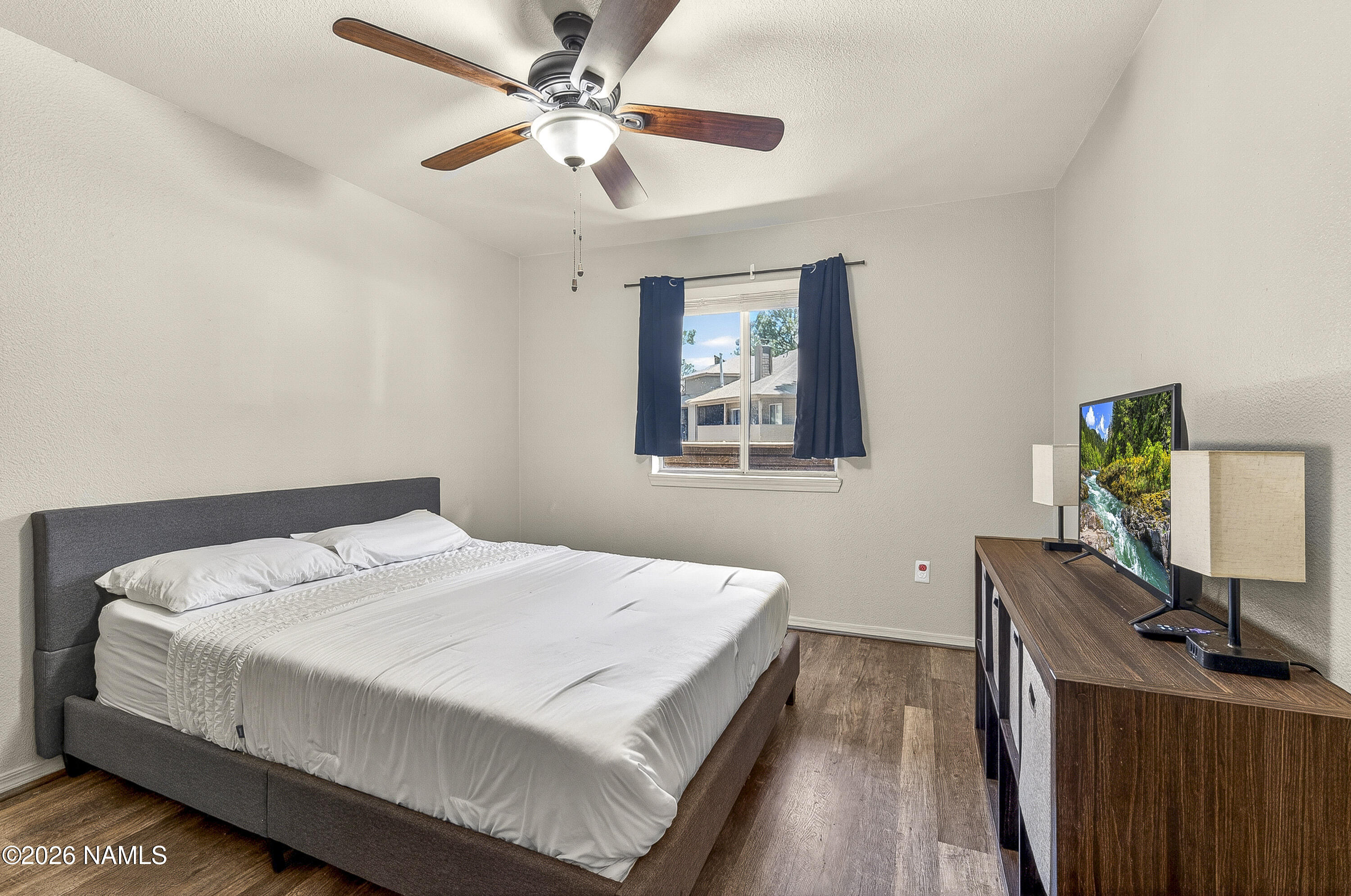 1385 W University Avenue 3-119