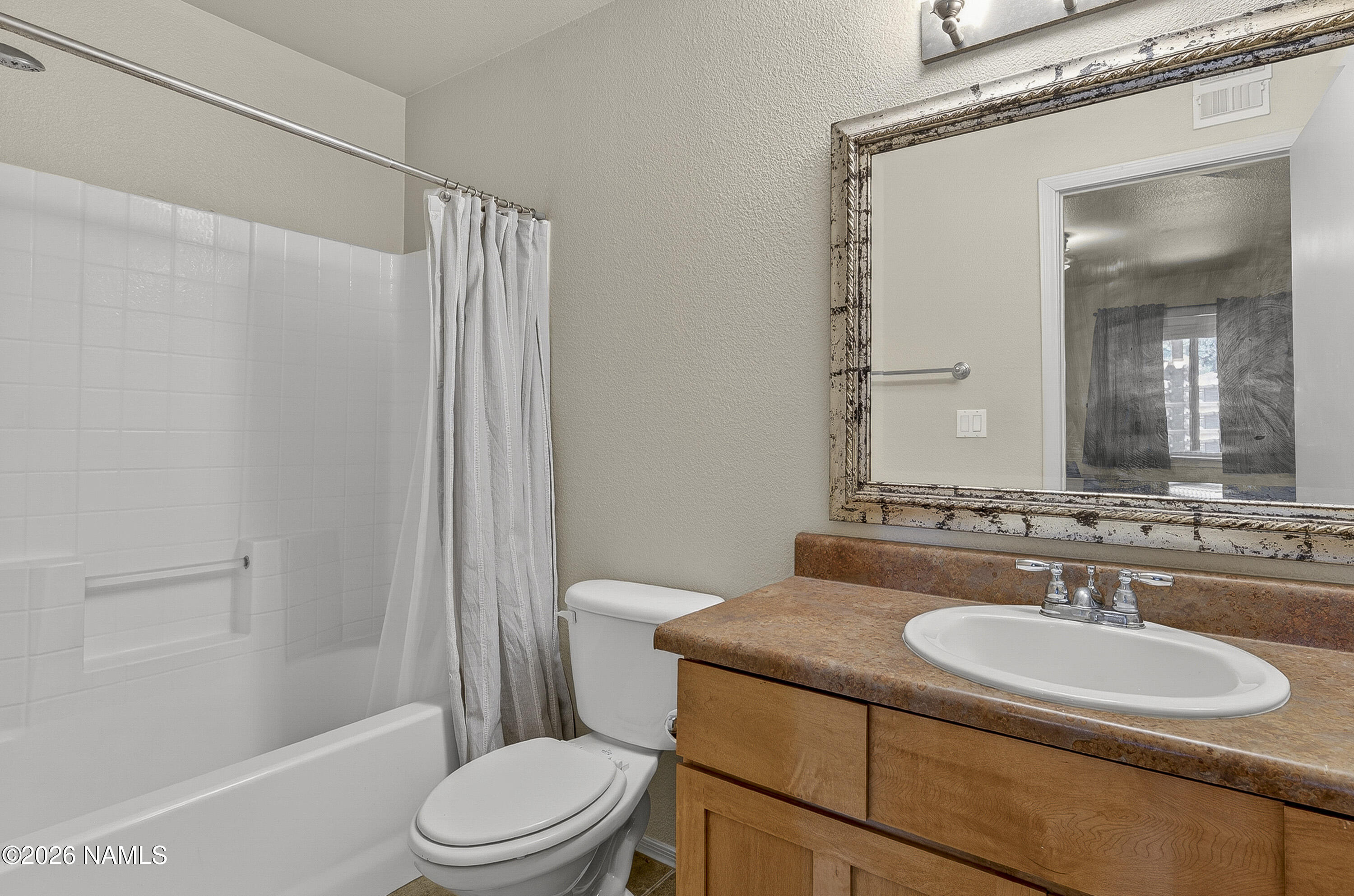 1385 W University Avenue 3-119