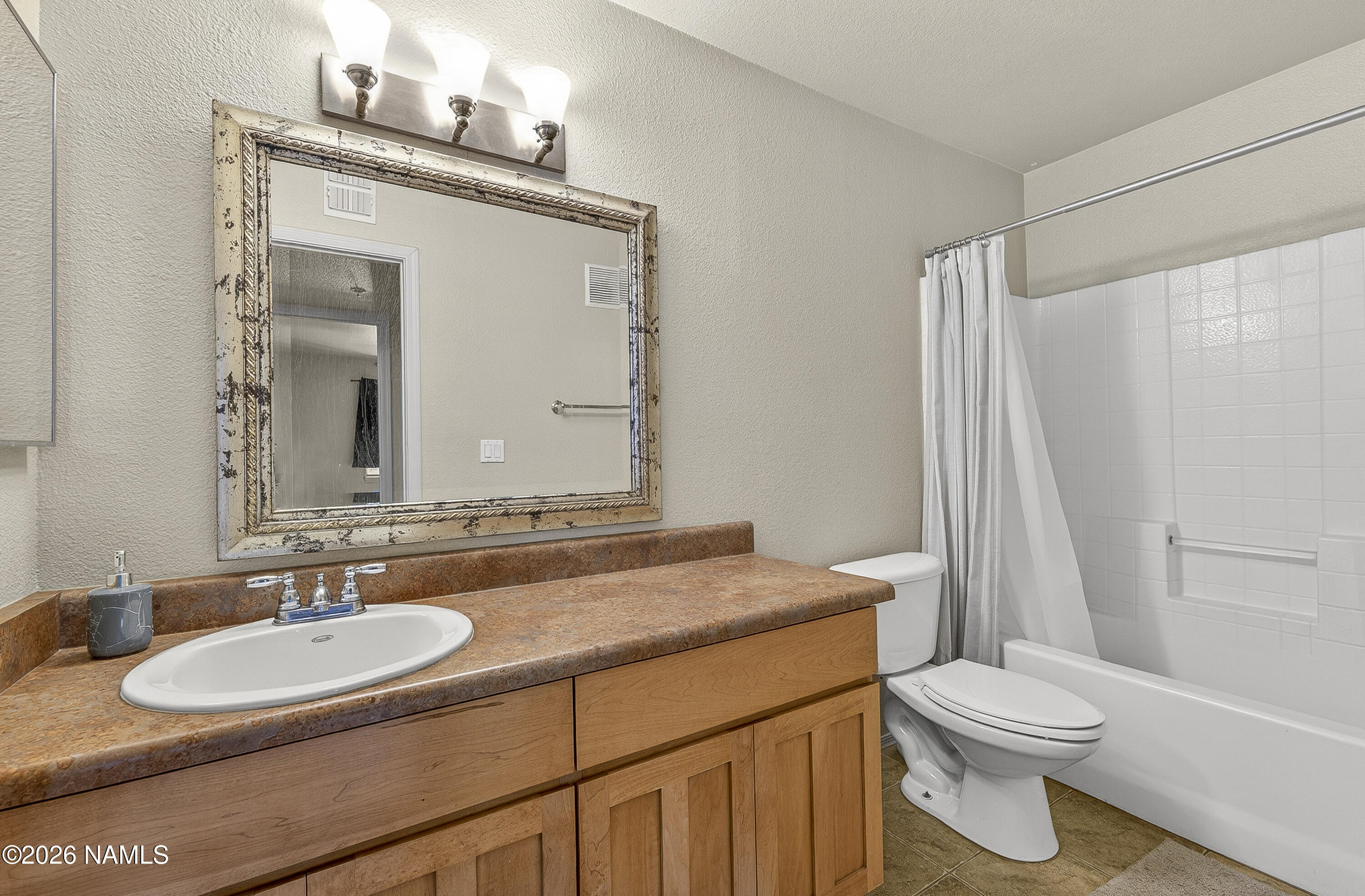 1385 W University Avenue 3-119