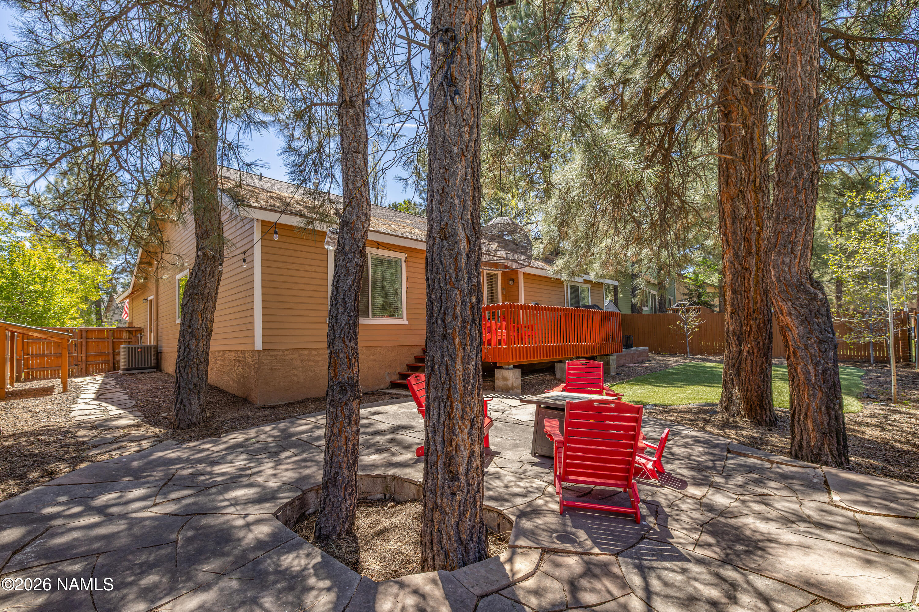 954 W Lil Ben Trail