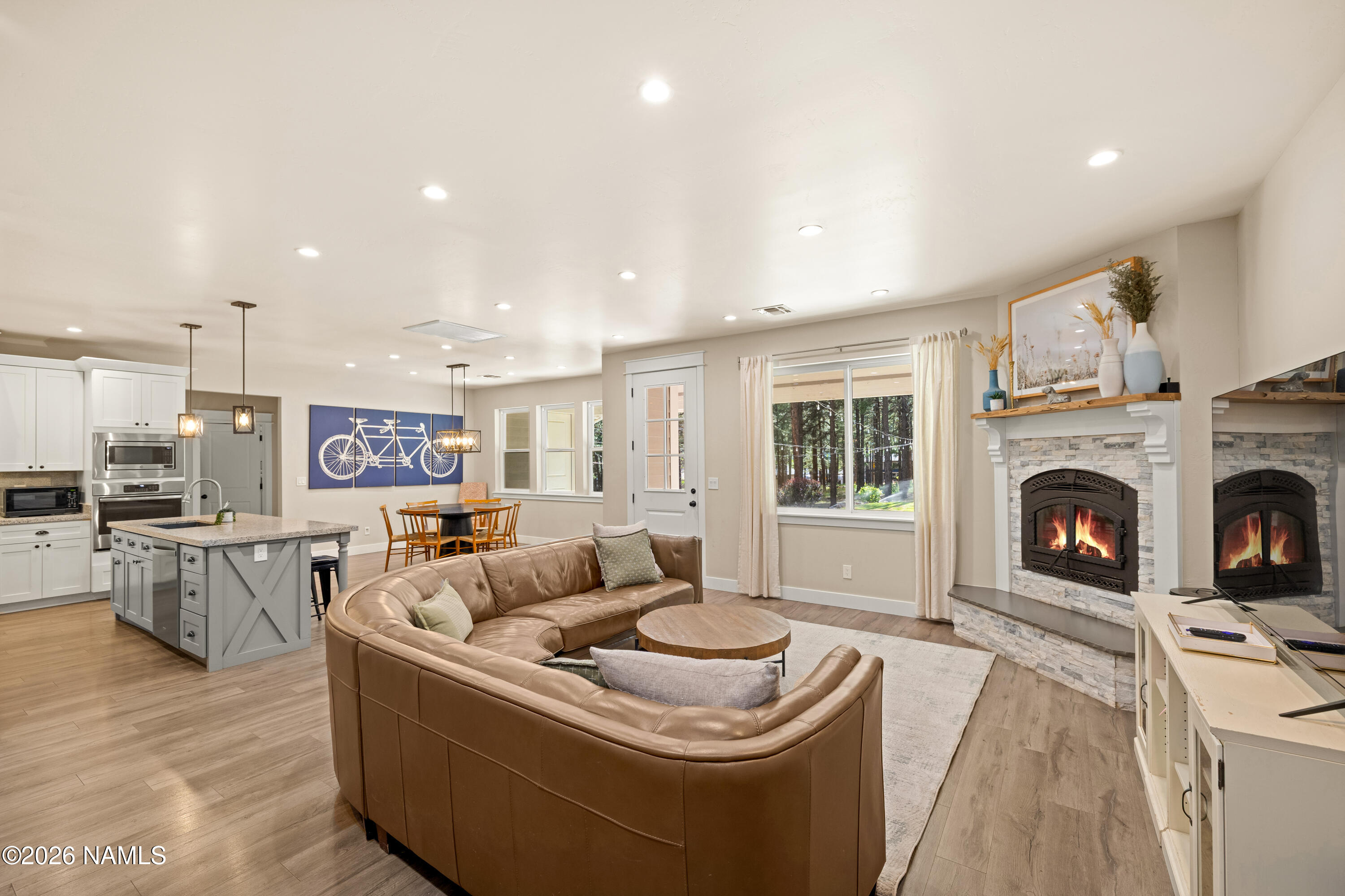 670 Old Munds Hwy