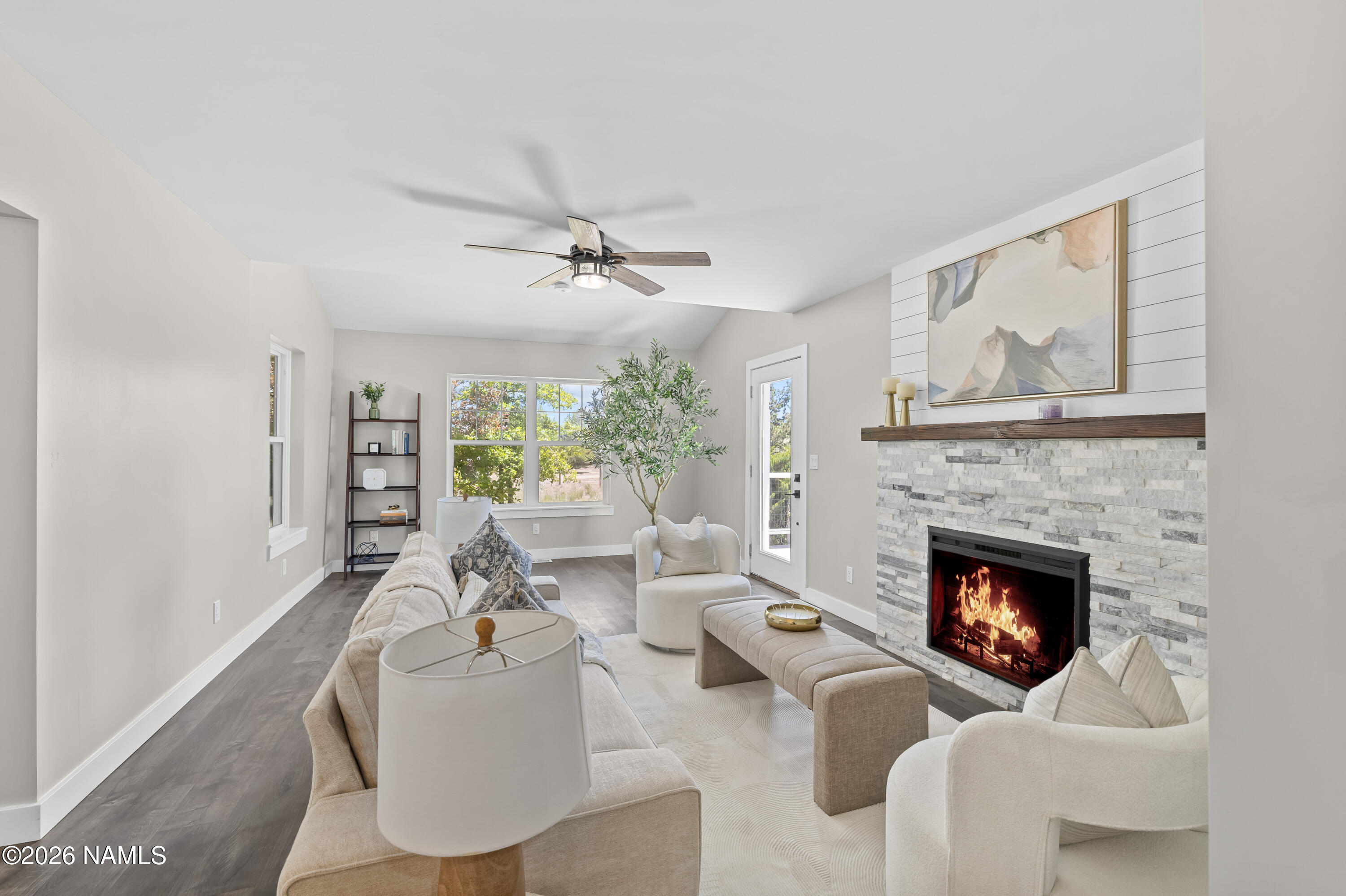 6070 E Treadway Trail