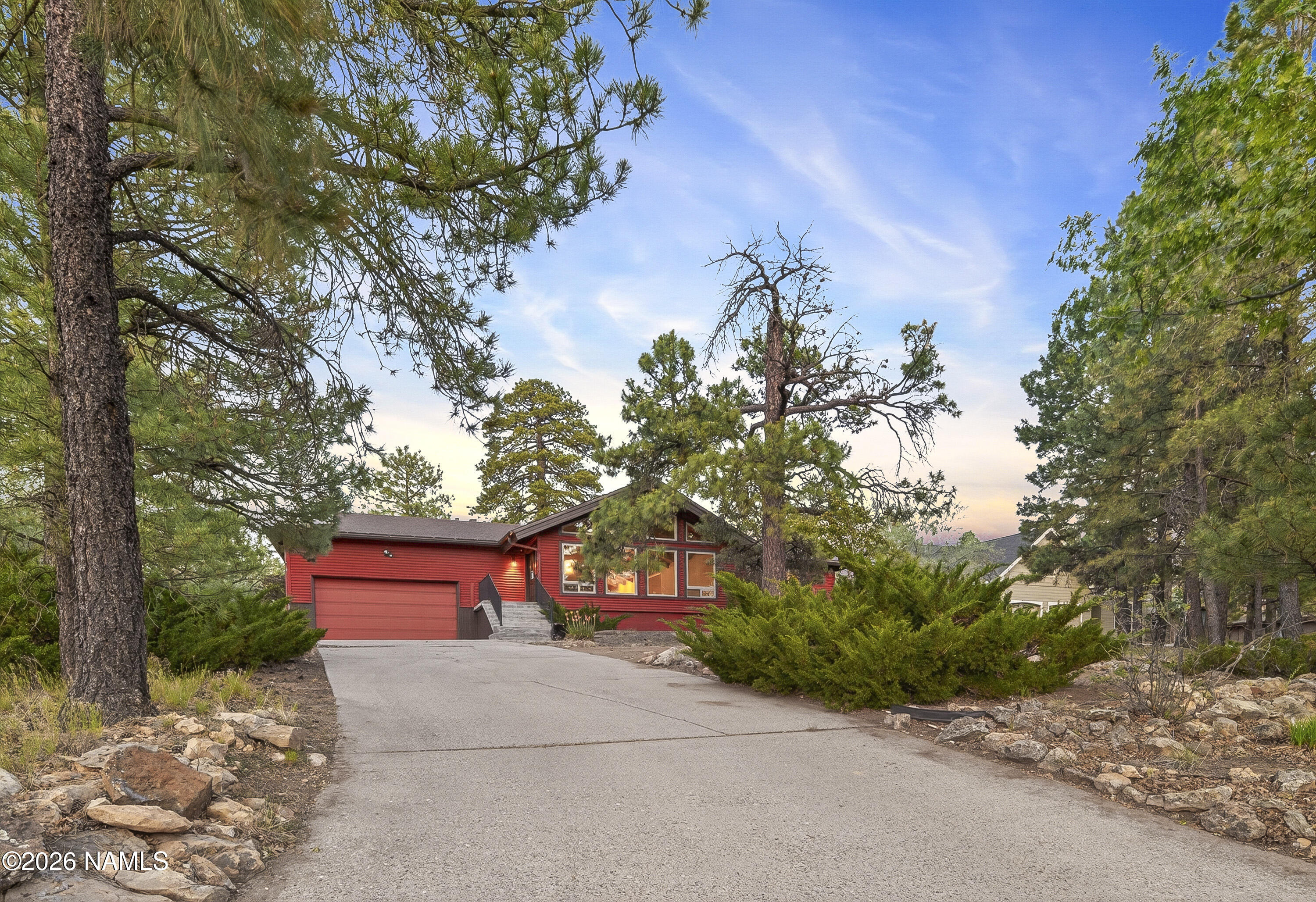 2008 N Fox Hill Road