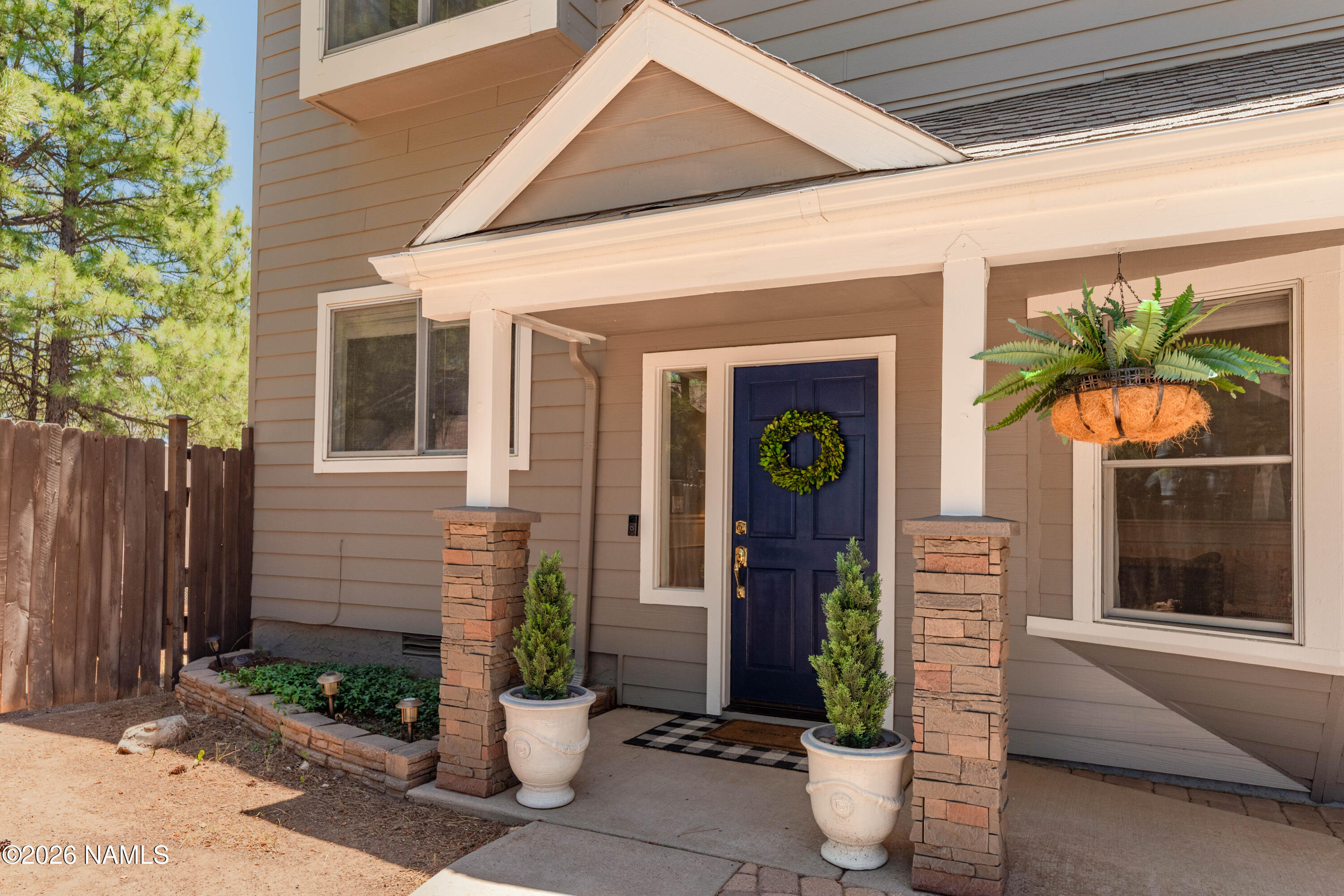 3990 E Kokopelli Lane