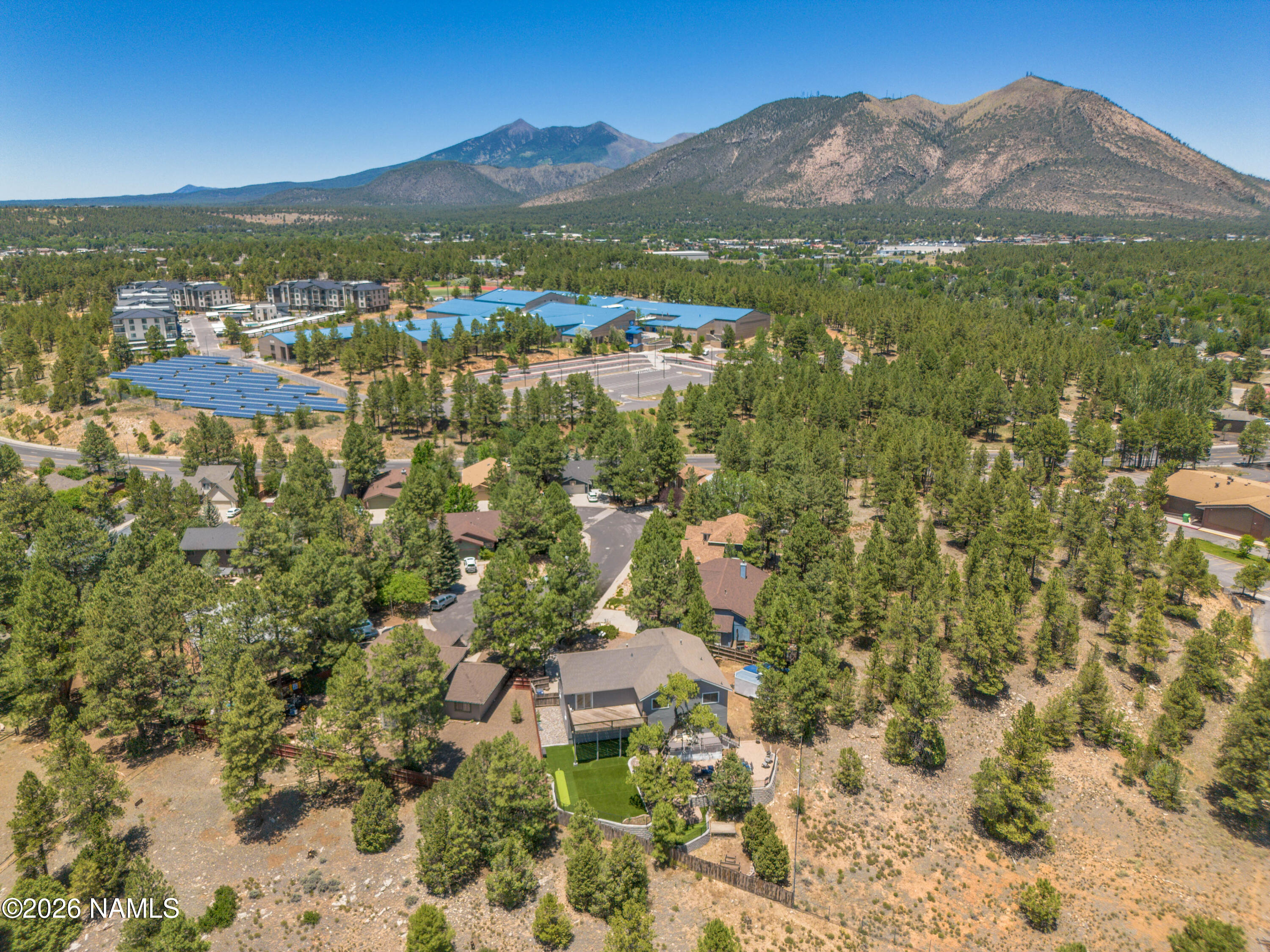 3990 E Kokopelli Lane