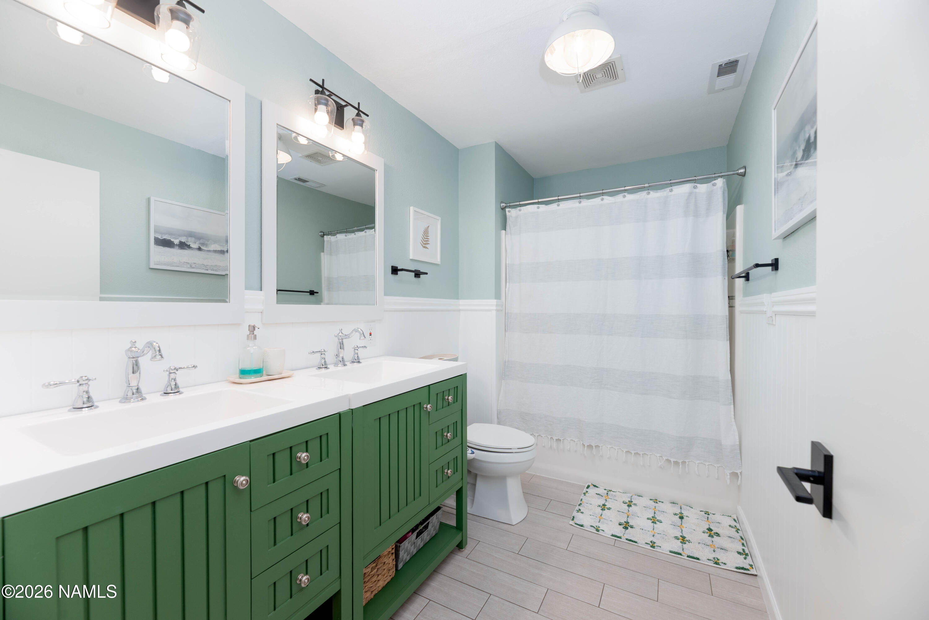 3990 E Kokopelli Lane