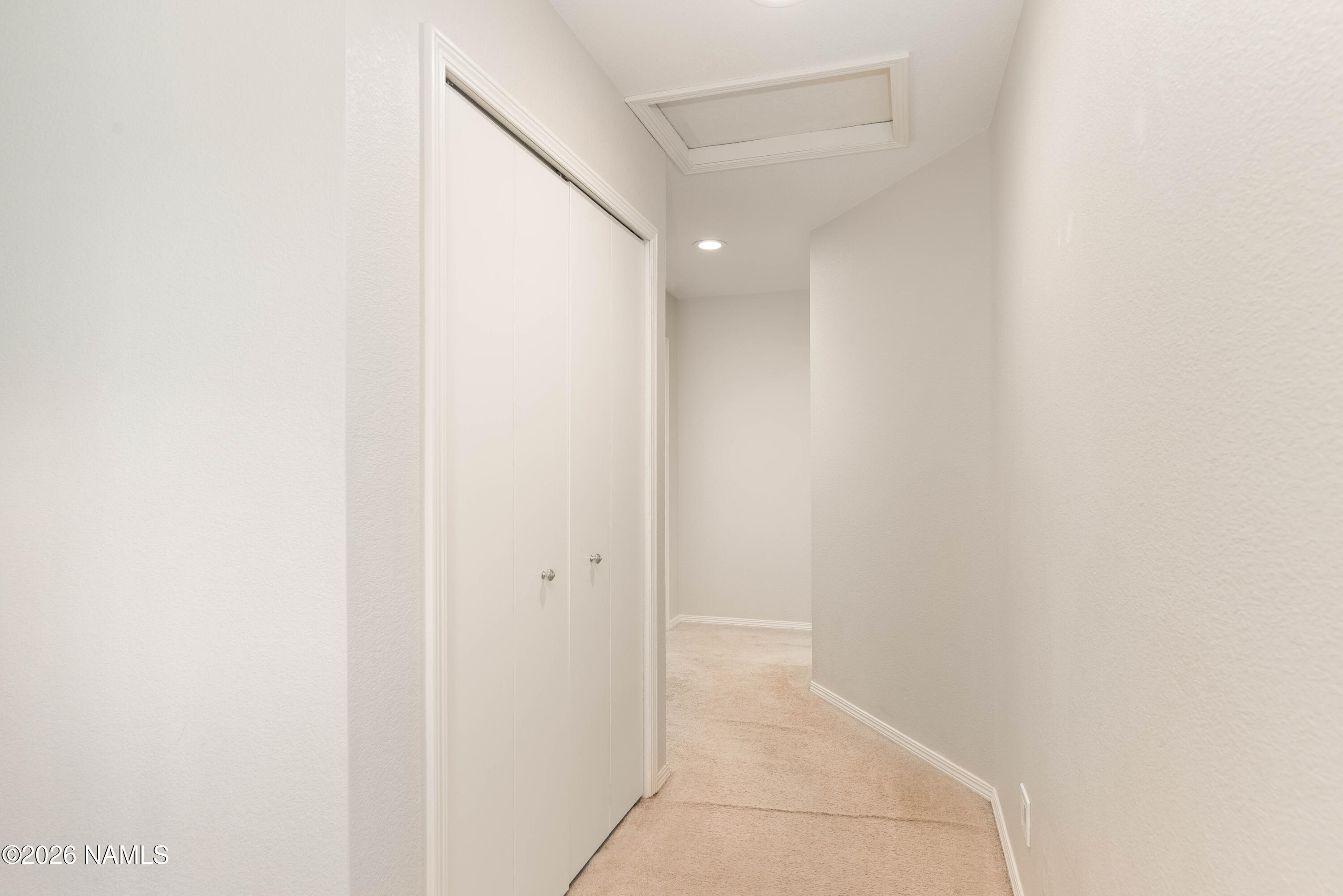 3990 E Kokopelli Lane