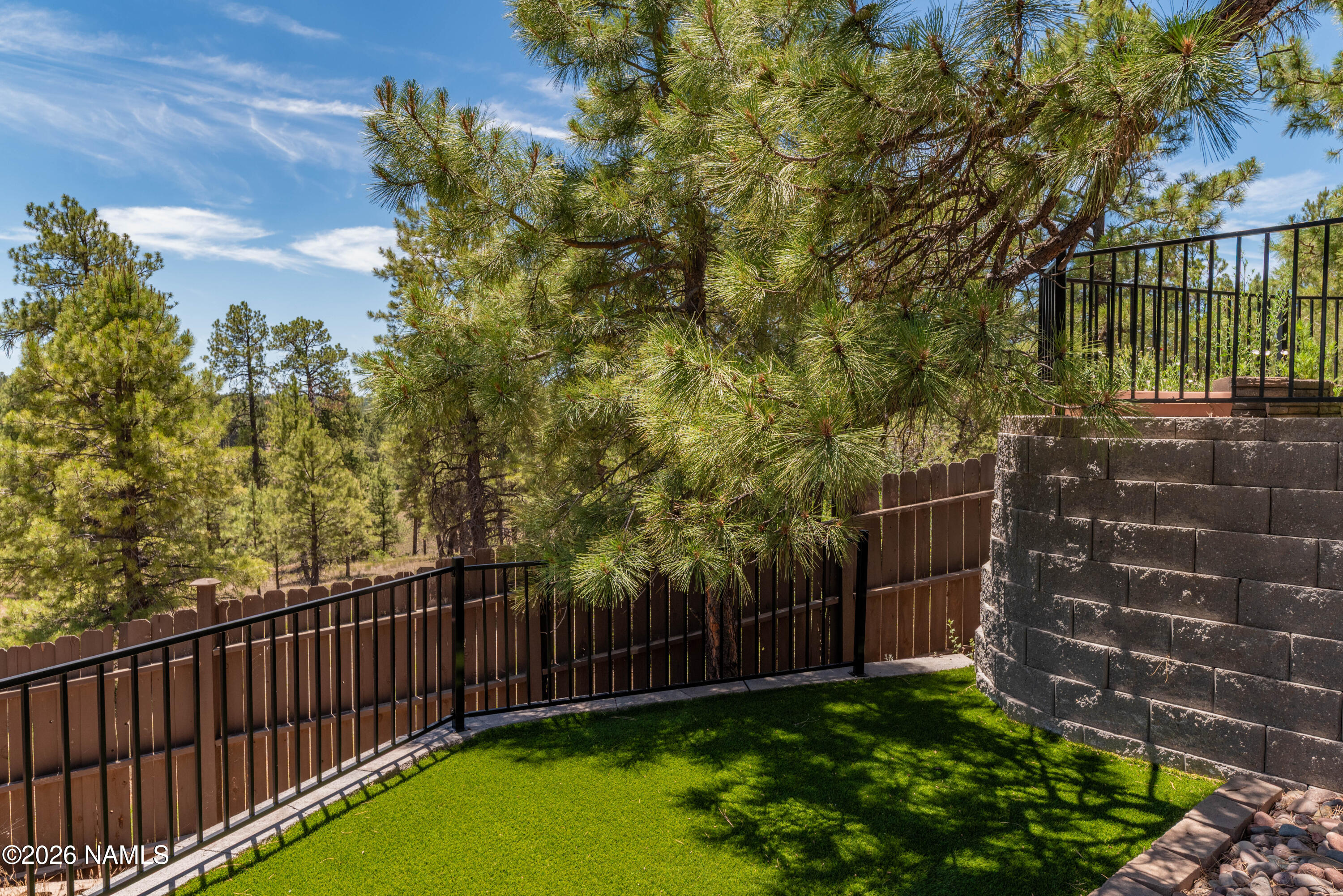 3990 E Kokopelli Lane