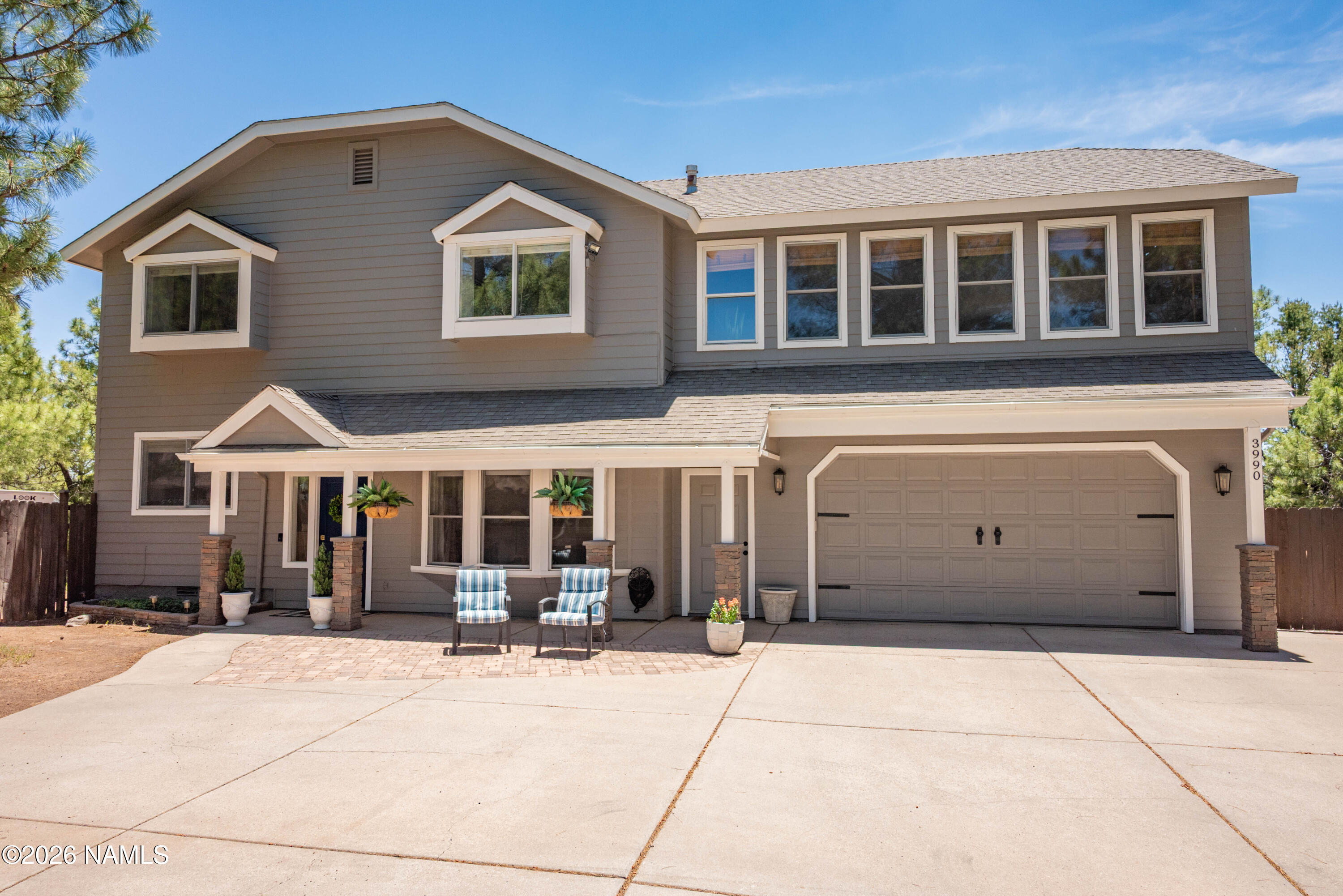 3990 E Kokopelli Lane