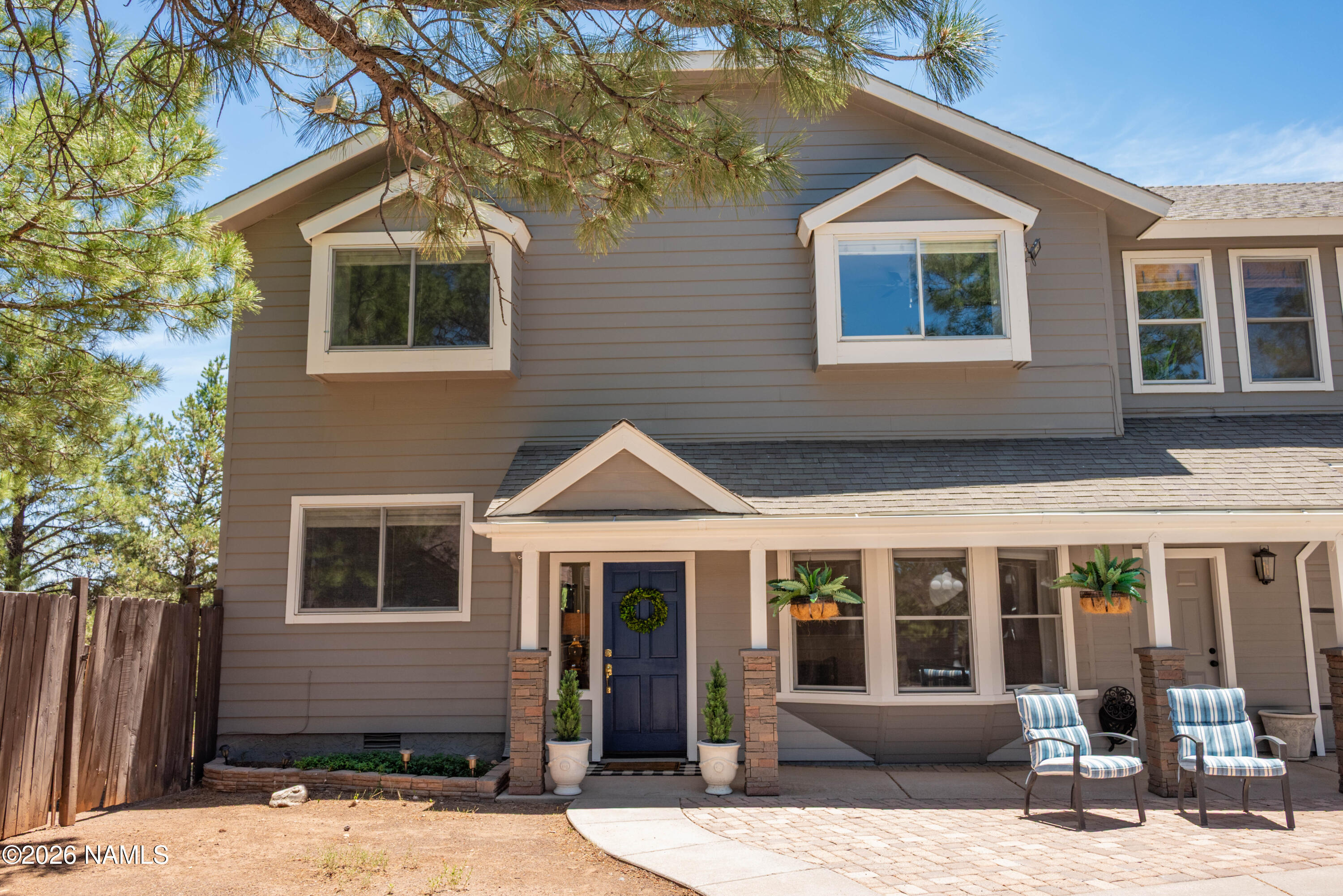 3990 E Kokopelli Lane