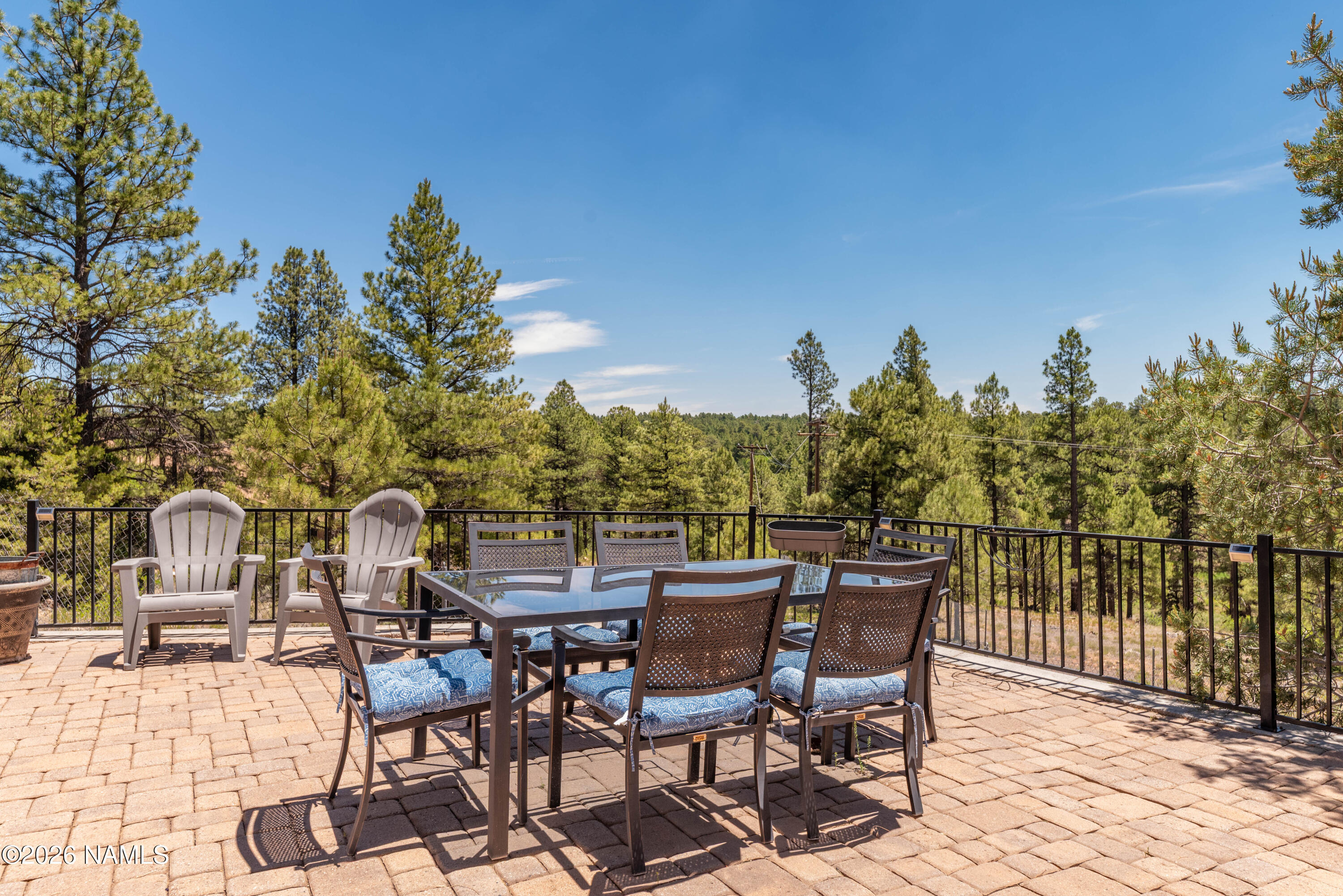 3990 E Kokopelli Lane