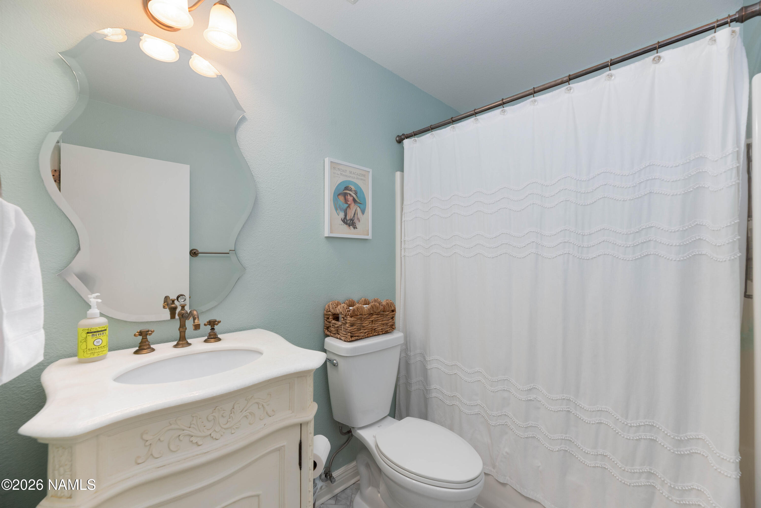 3990 E Kokopelli Lane