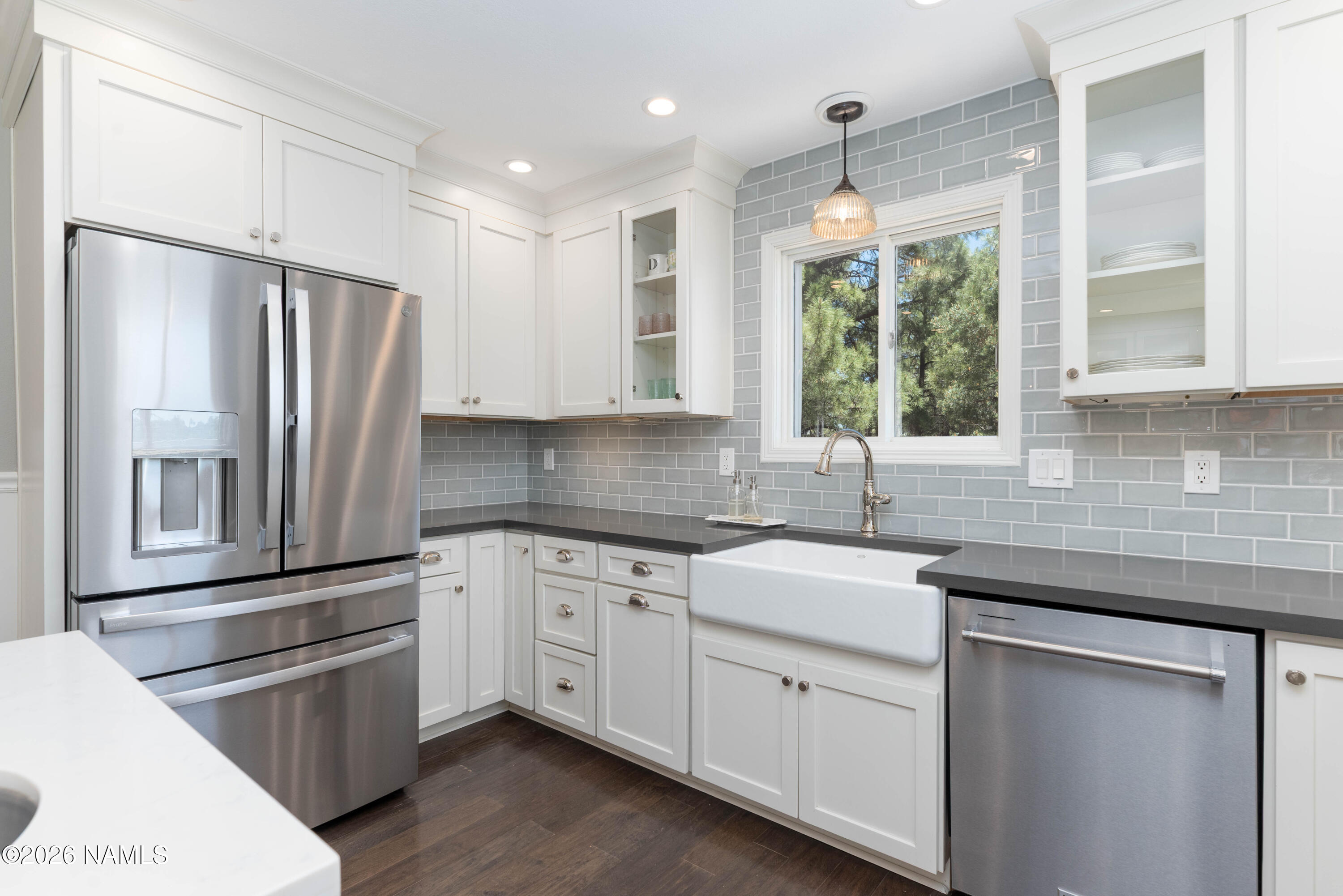 3990 E Kokopelli Lane