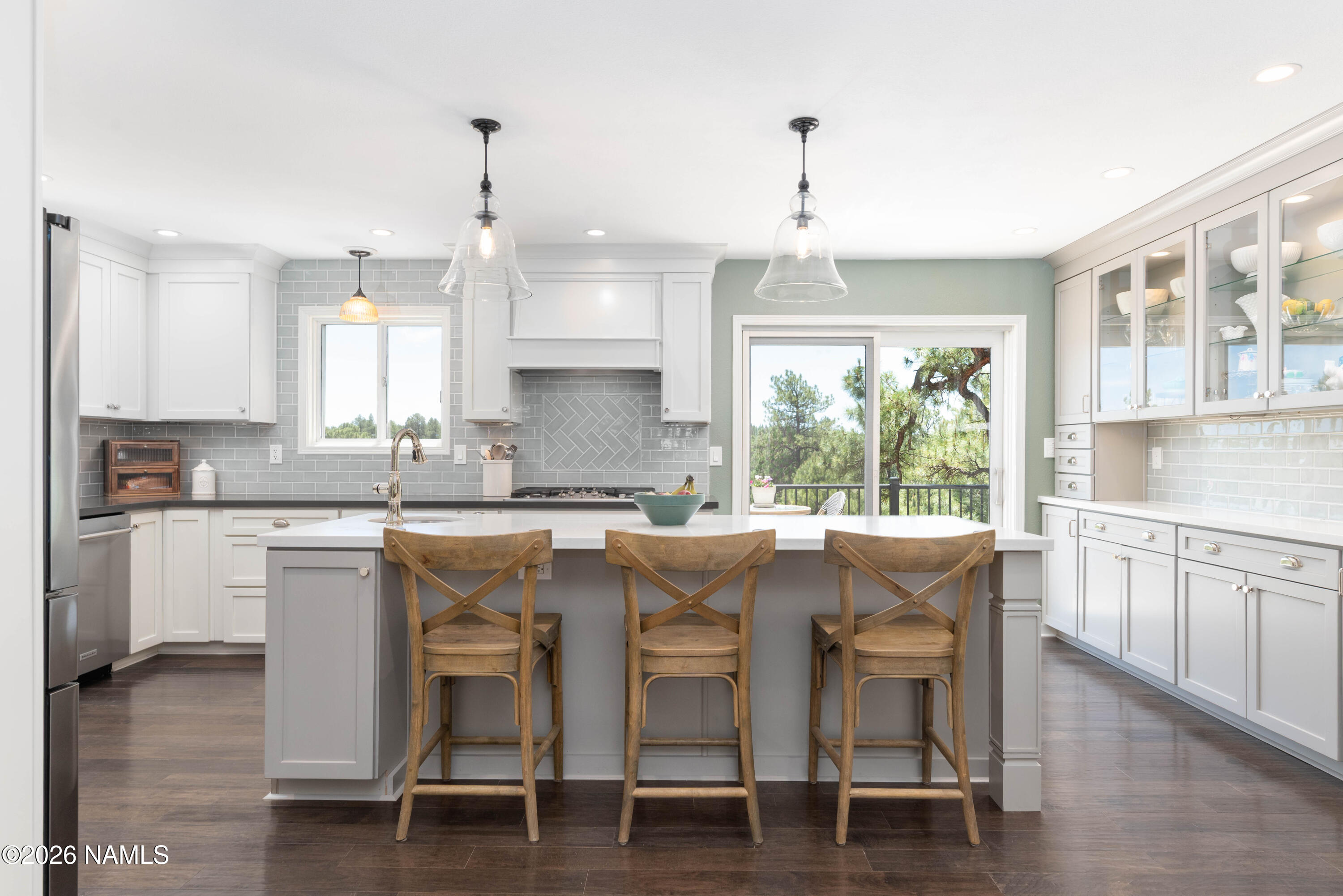 3990 E Kokopelli Lane
