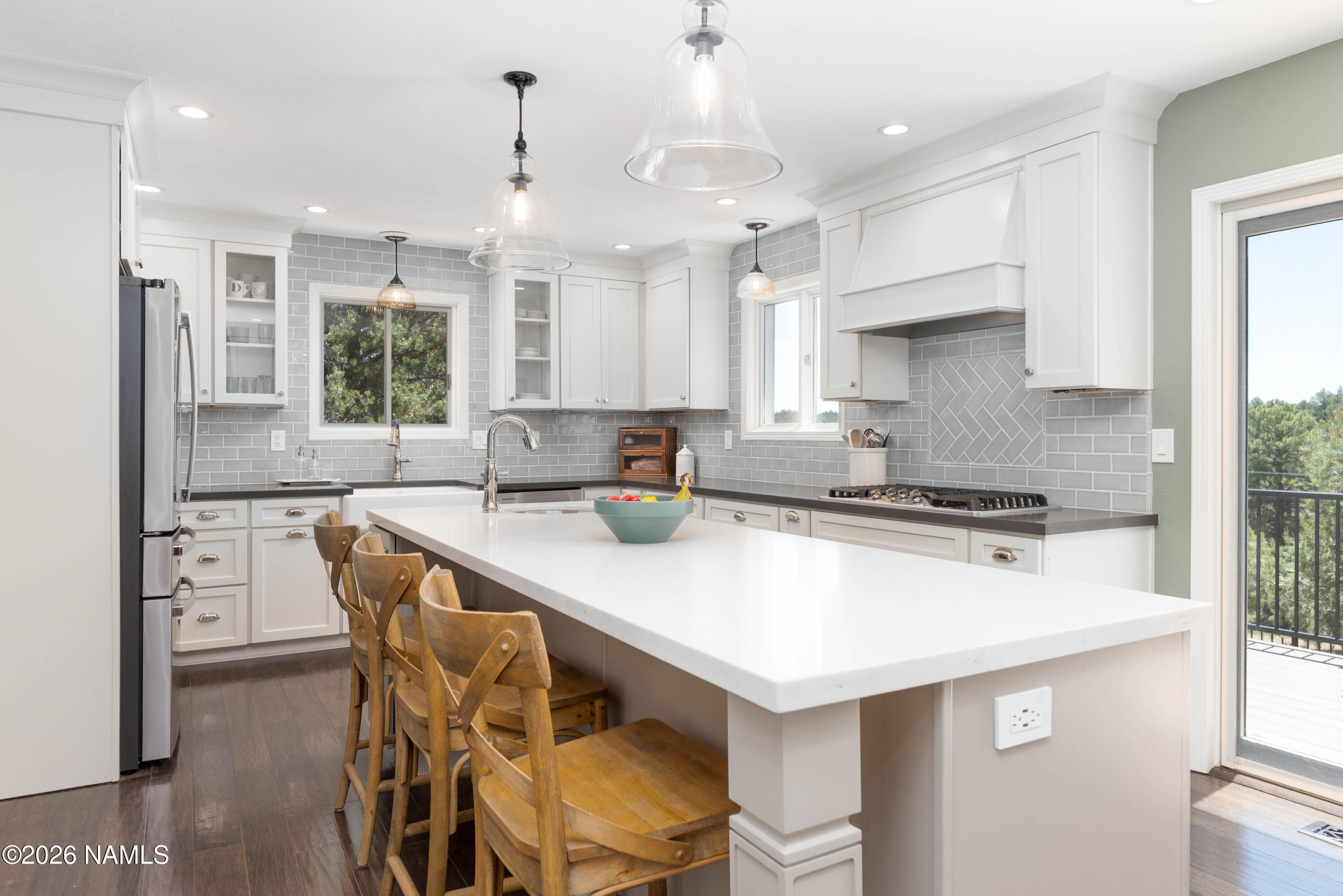 3990 E Kokopelli Lane