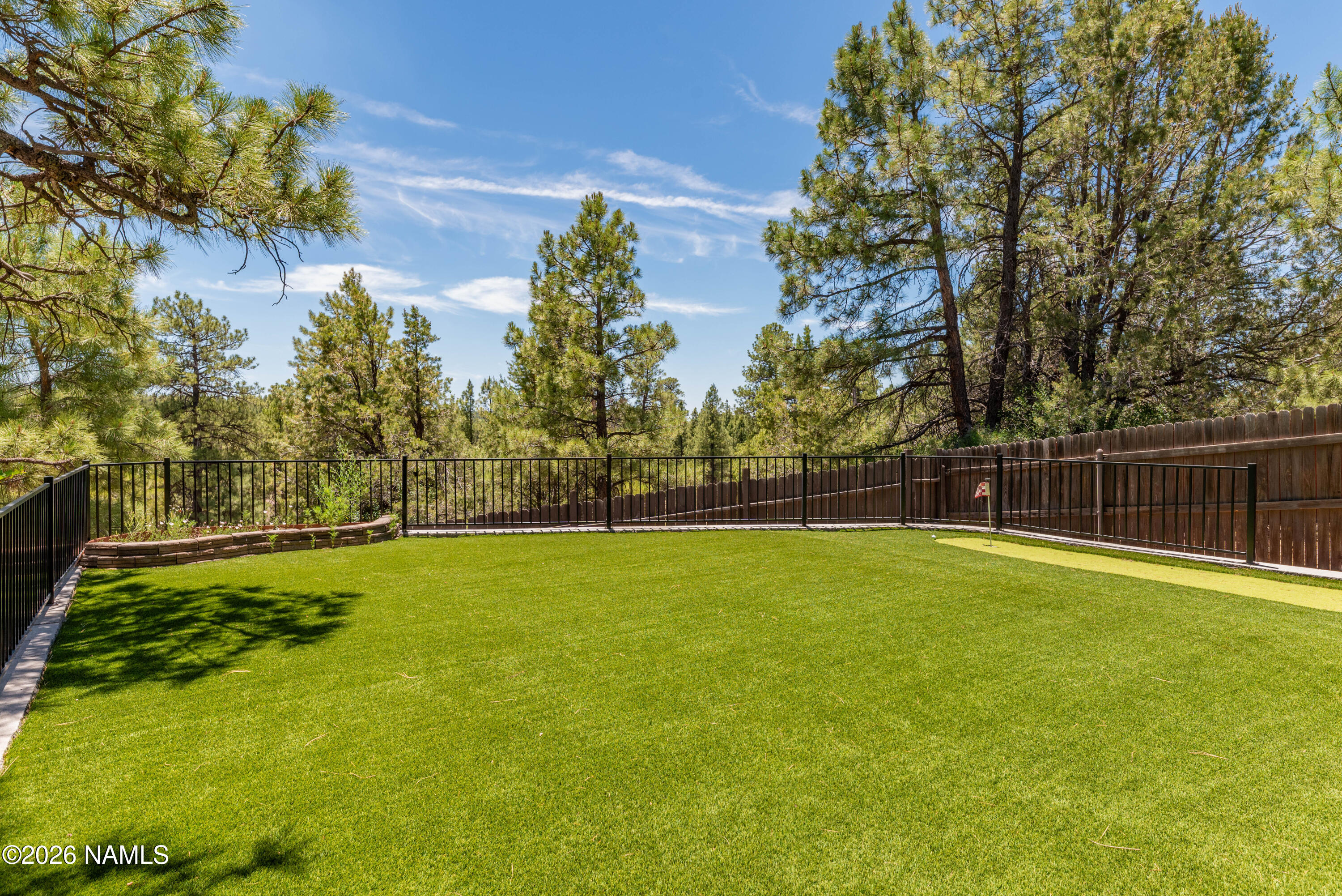 3990 E Kokopelli Lane
