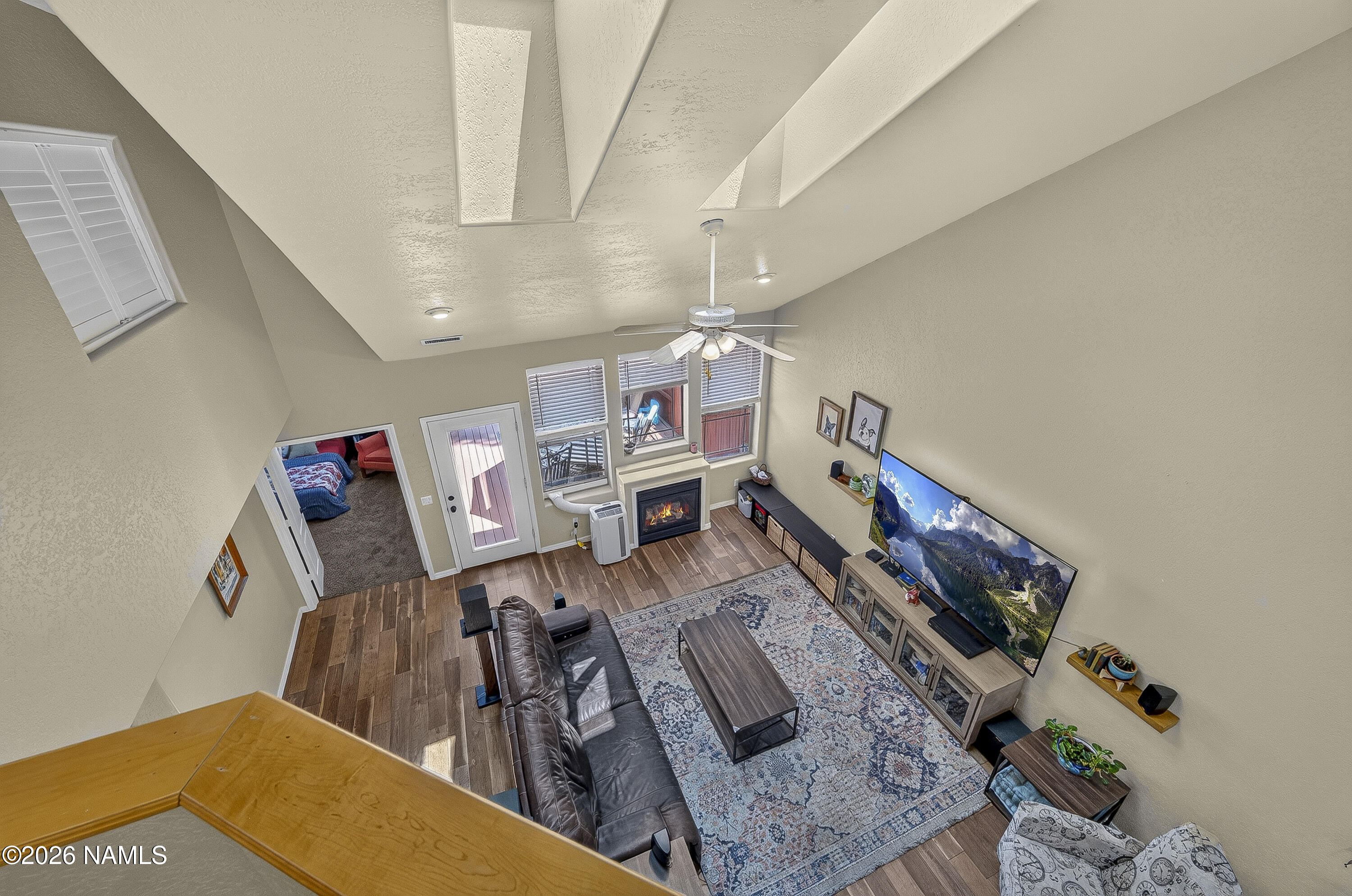 1876 W Camelot Drive