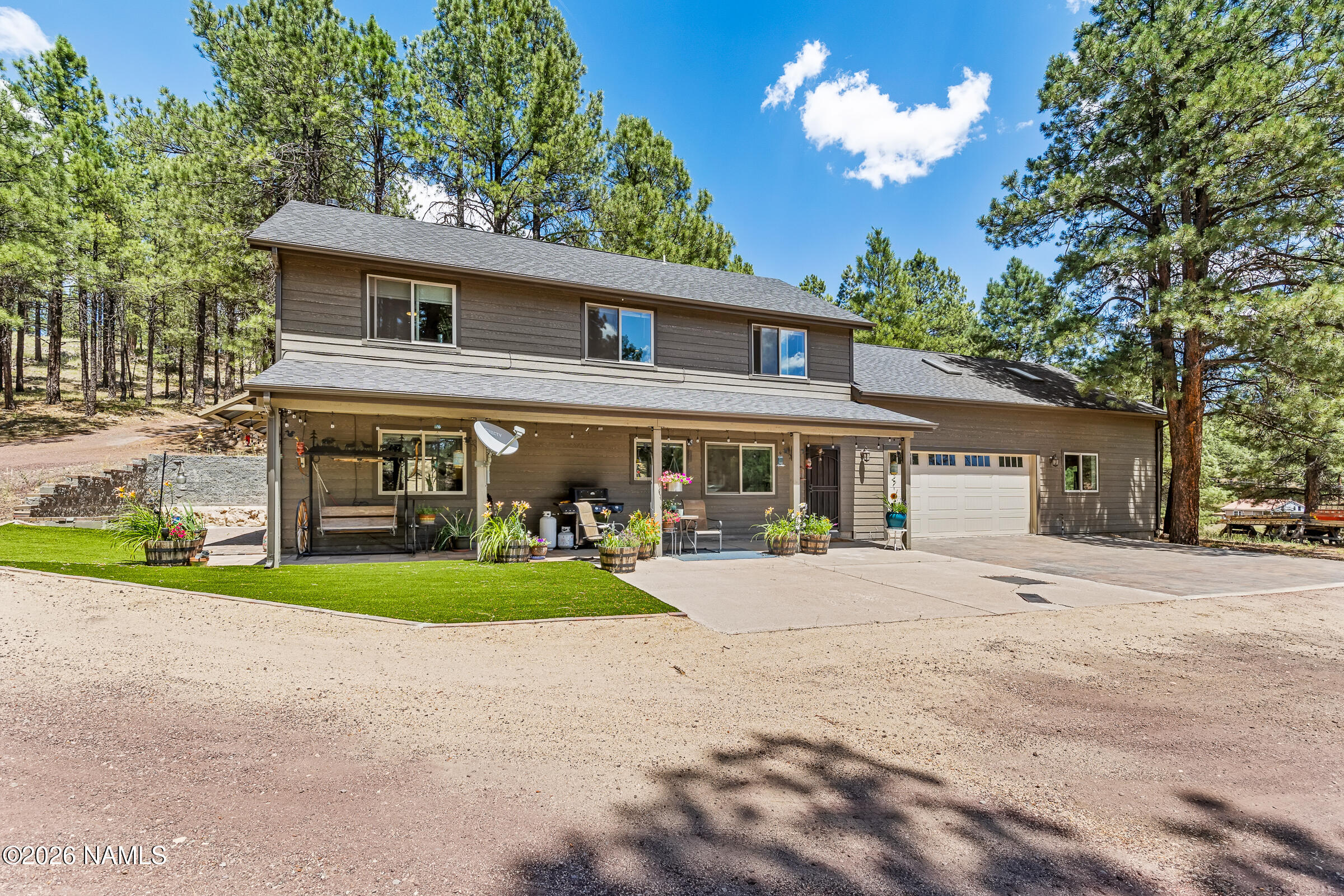 3348 Happy Trails Drive