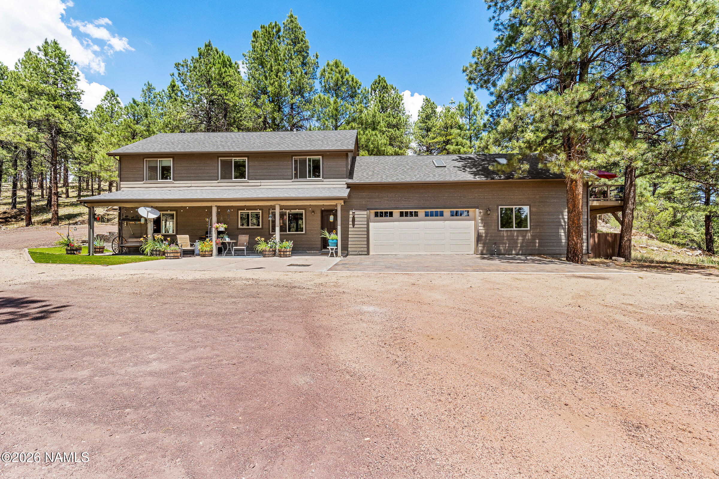 3348 Happy Trails Drive