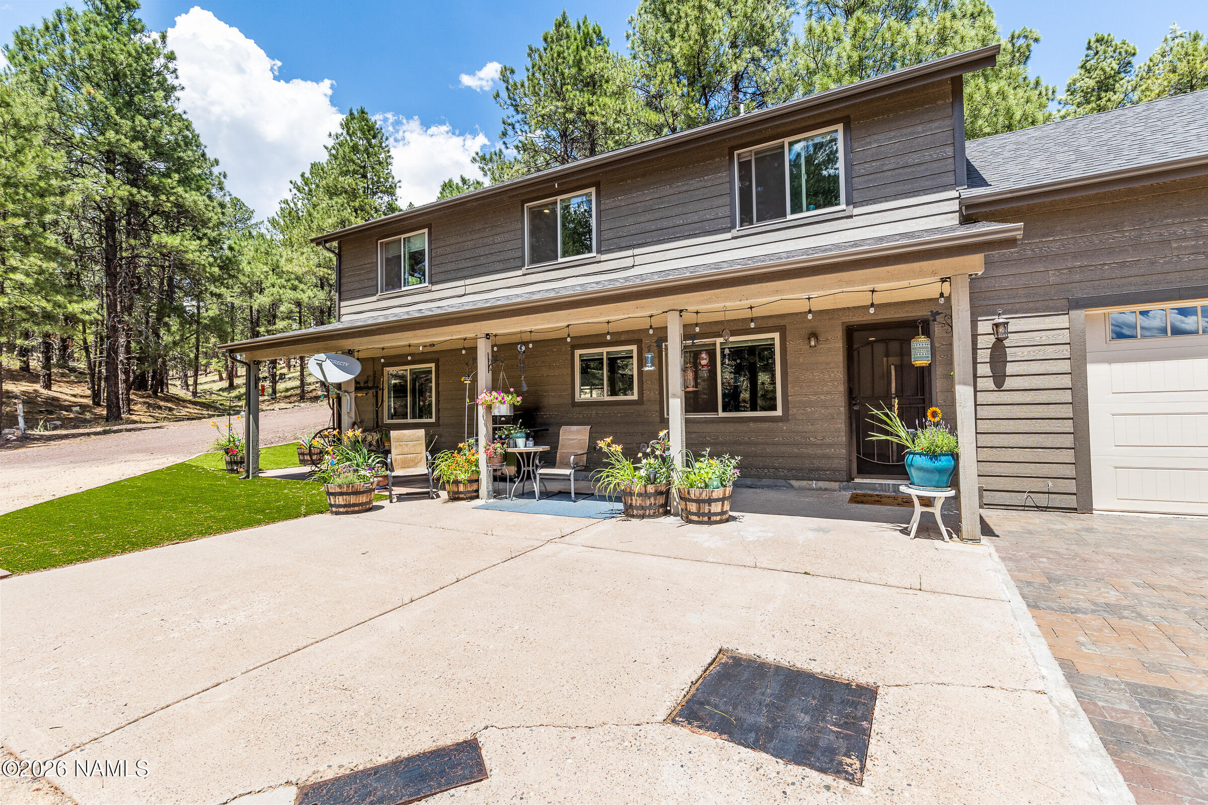 3348 Happy Trails Drive
