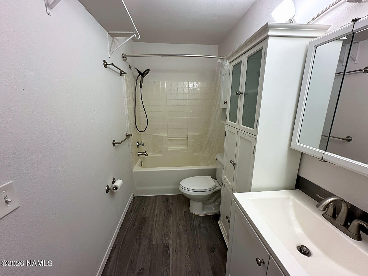 1185 W University Avenue 17-237