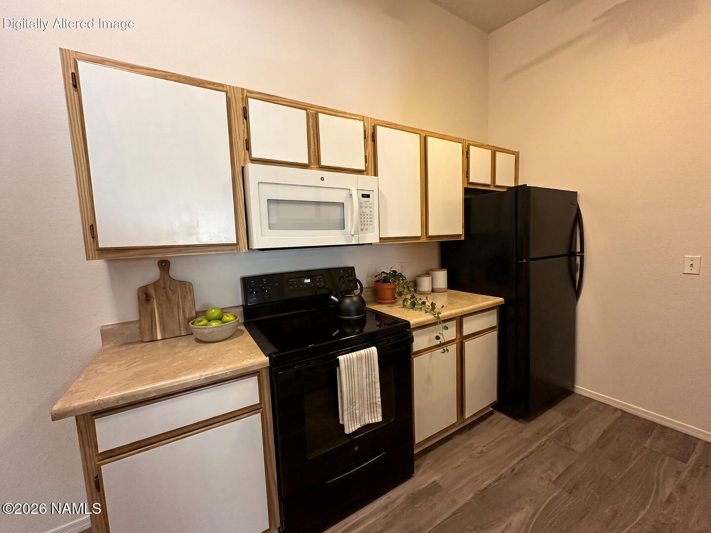 1185 W University Avenue 17-237