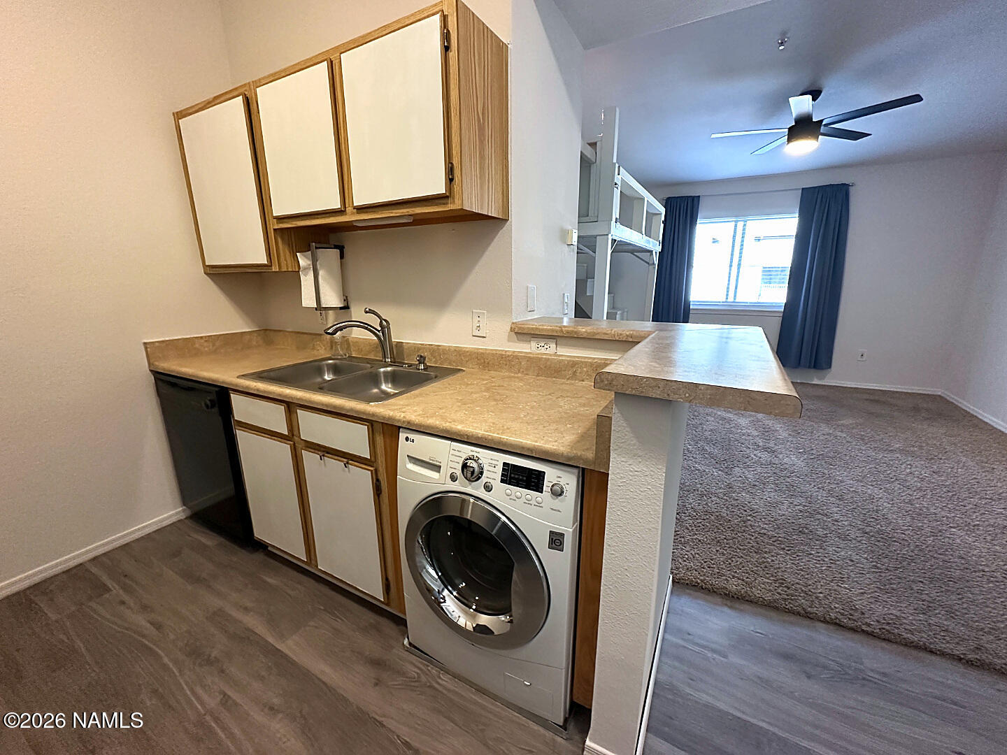 1185 W University Avenue 17-237