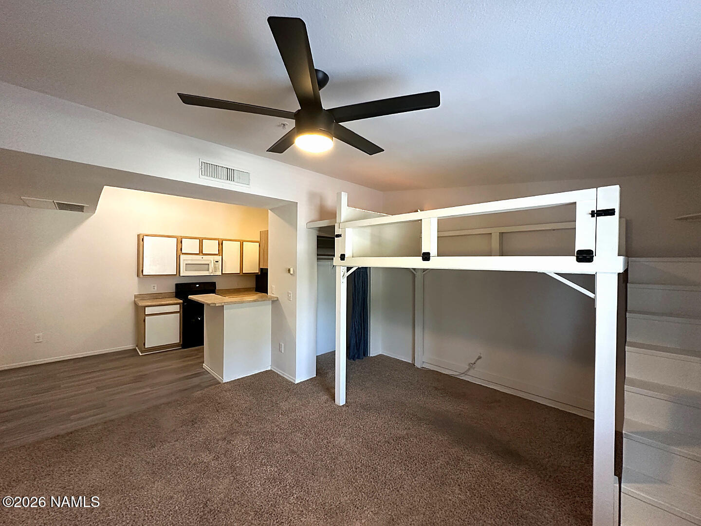 1185 W University Avenue 17-237