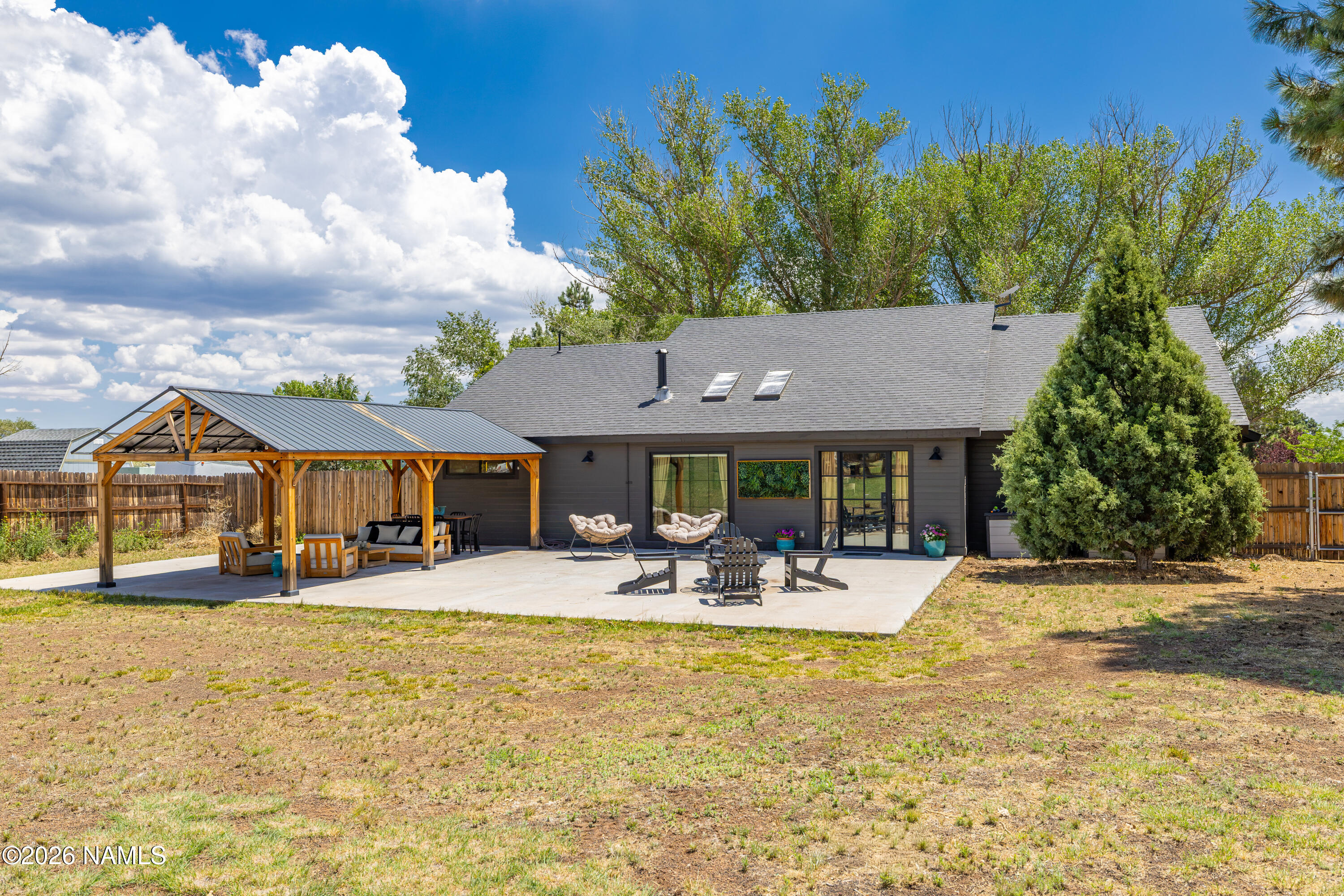 8150 N Masters Lane