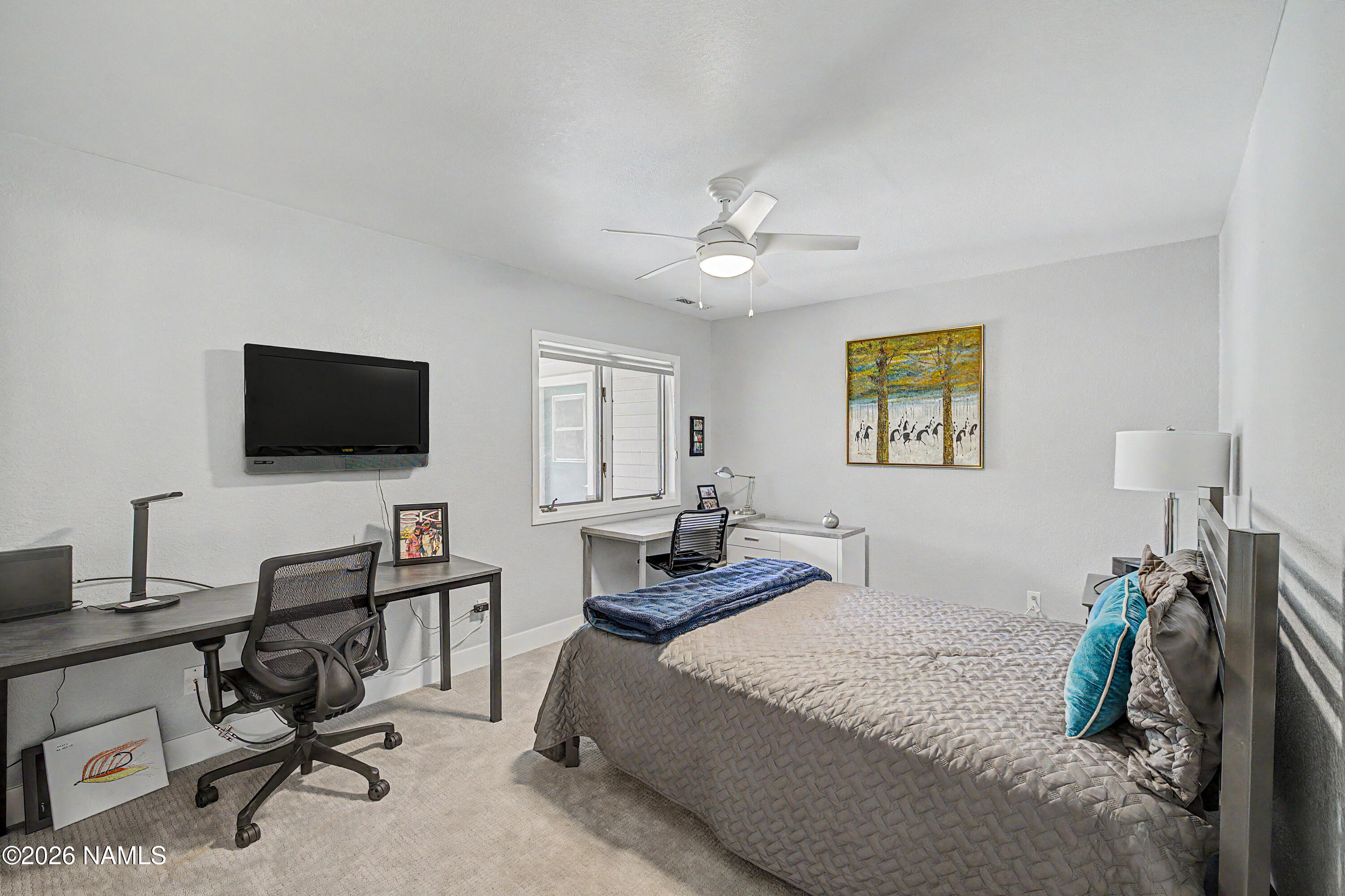 6001 E Laurel Loop