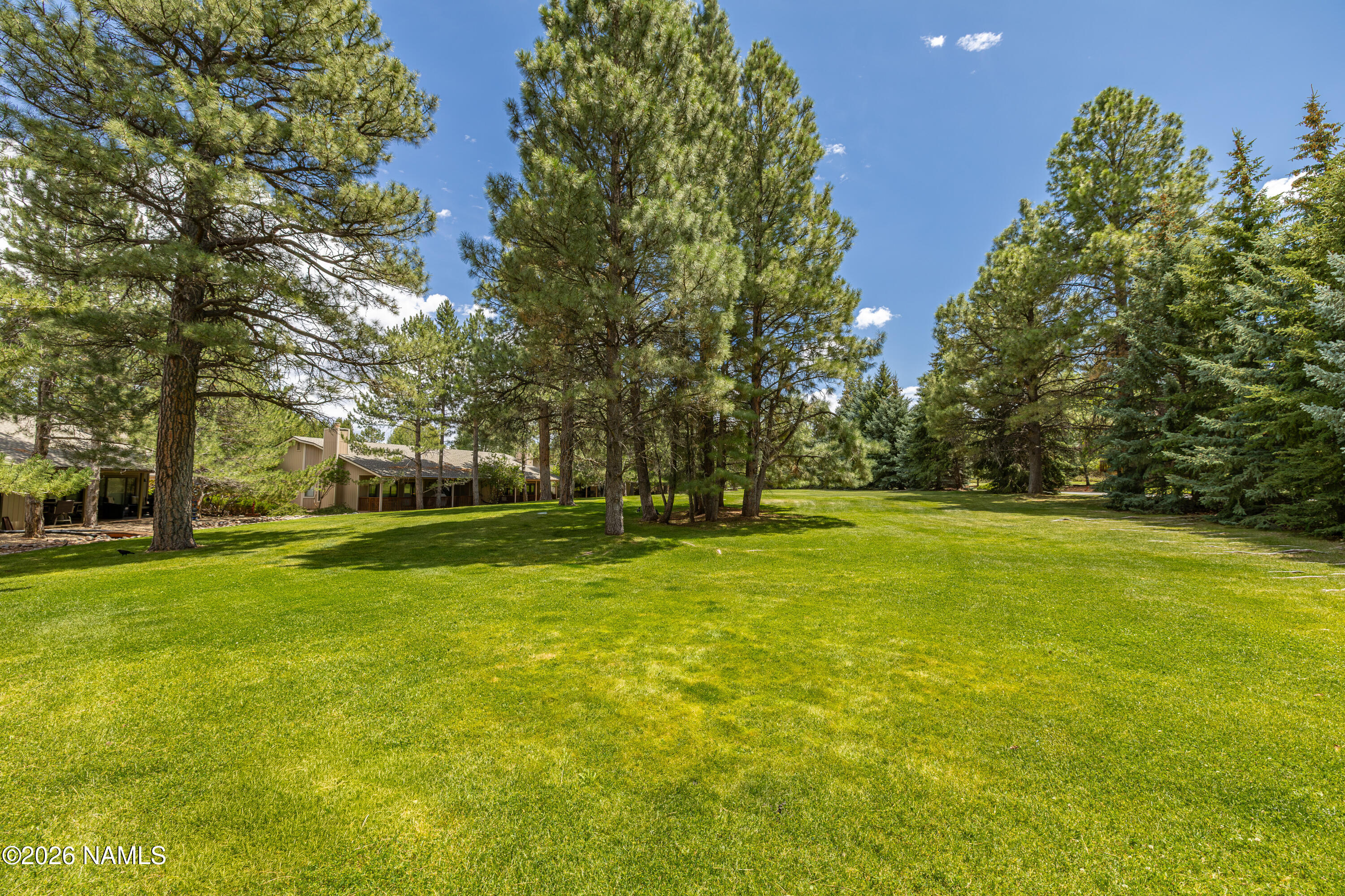 6001 E Laurel Loop