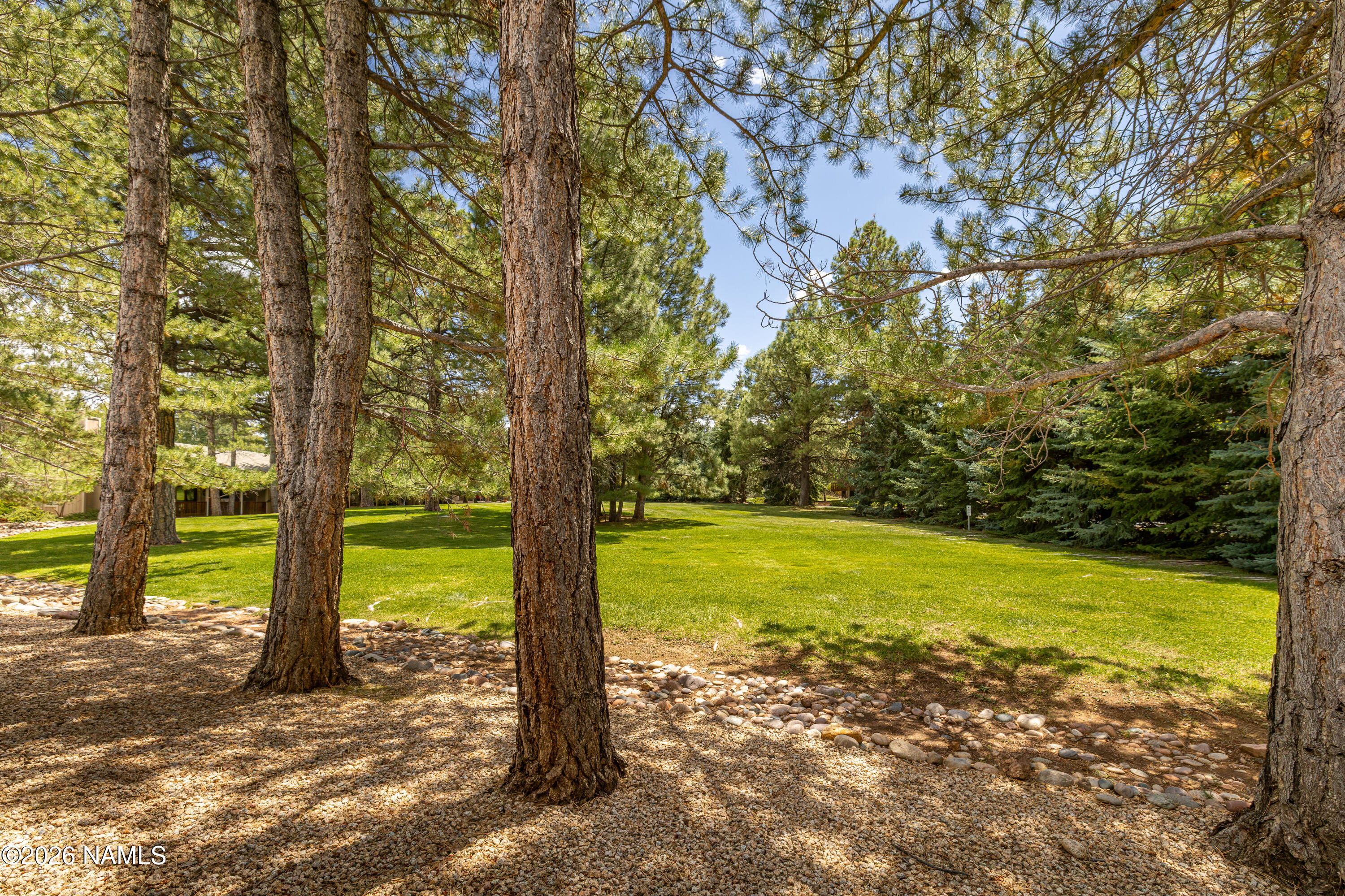 6001 E Laurel Loop