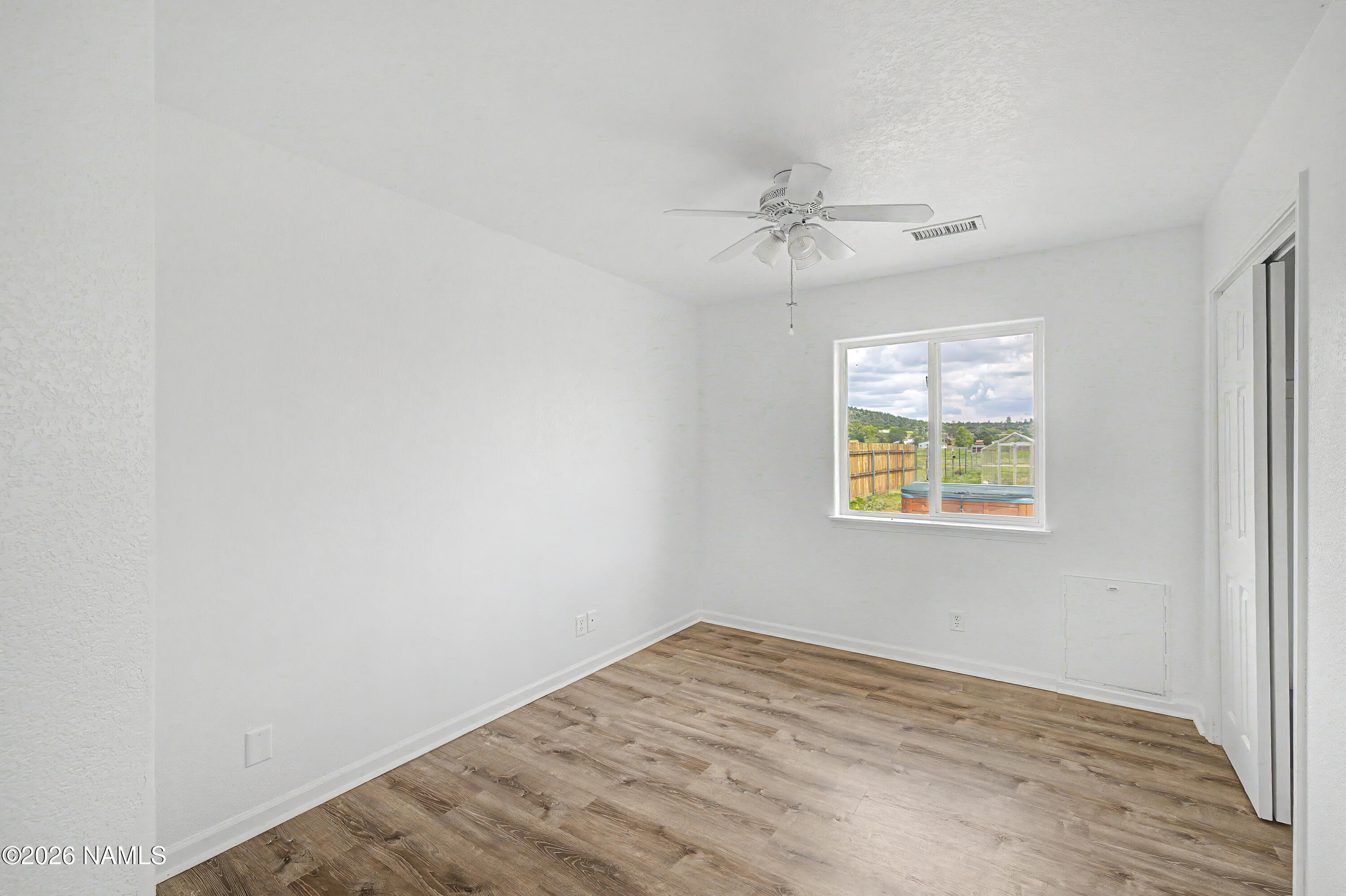 8195 Lookout View Trail