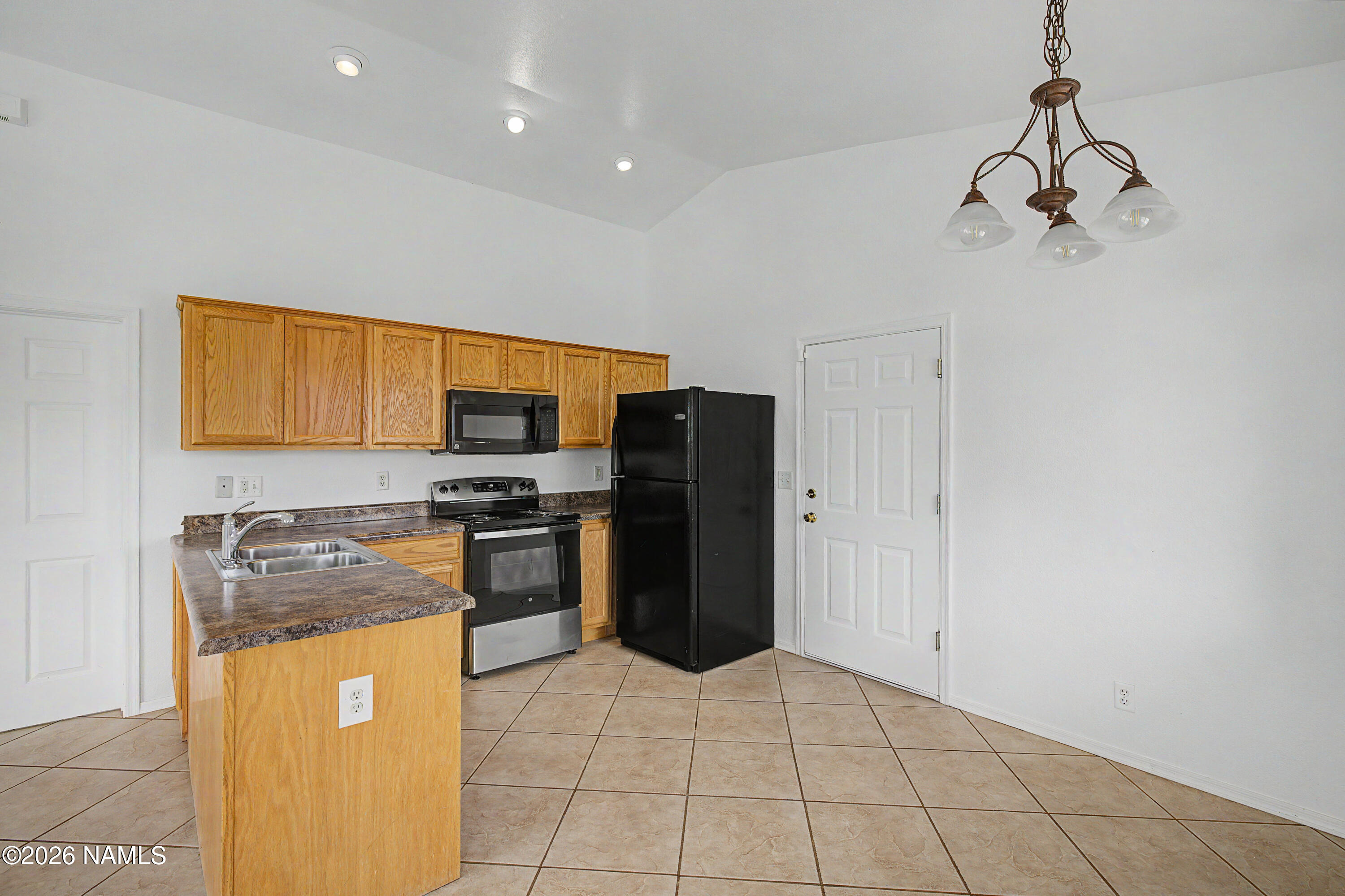 8195 Lookout View Trail