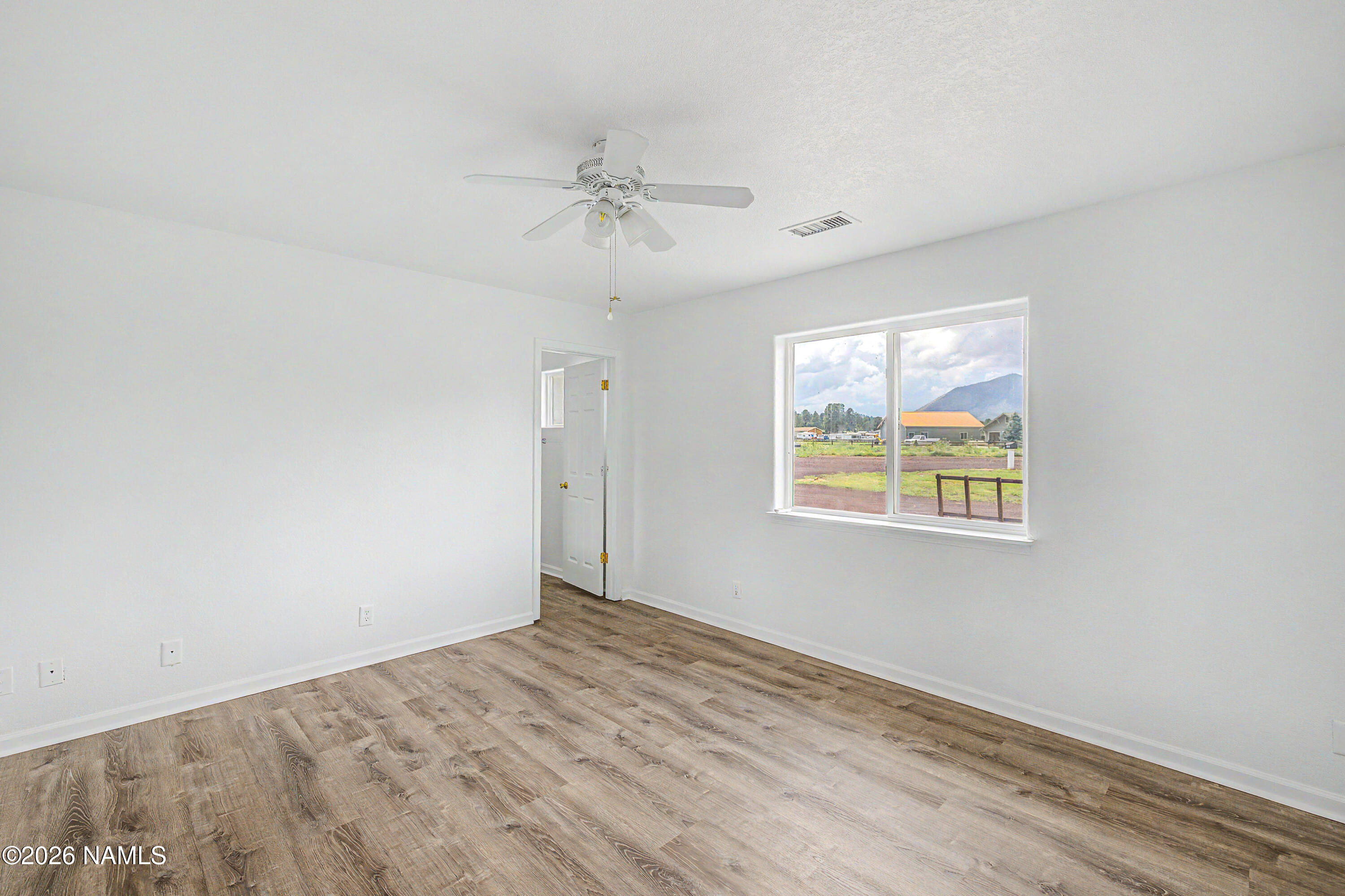 8195 Lookout View Trail