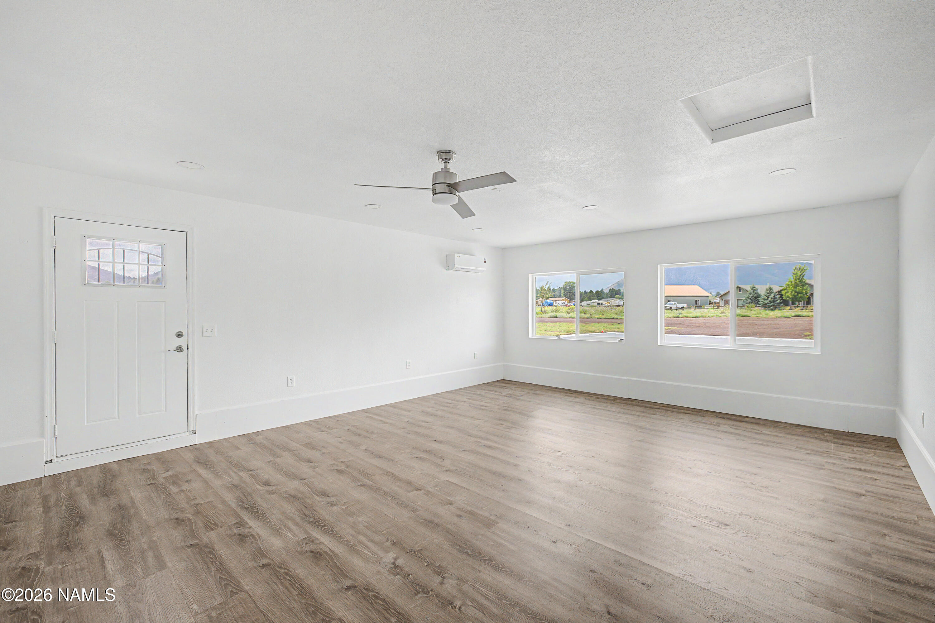 8195 Lookout View Trail