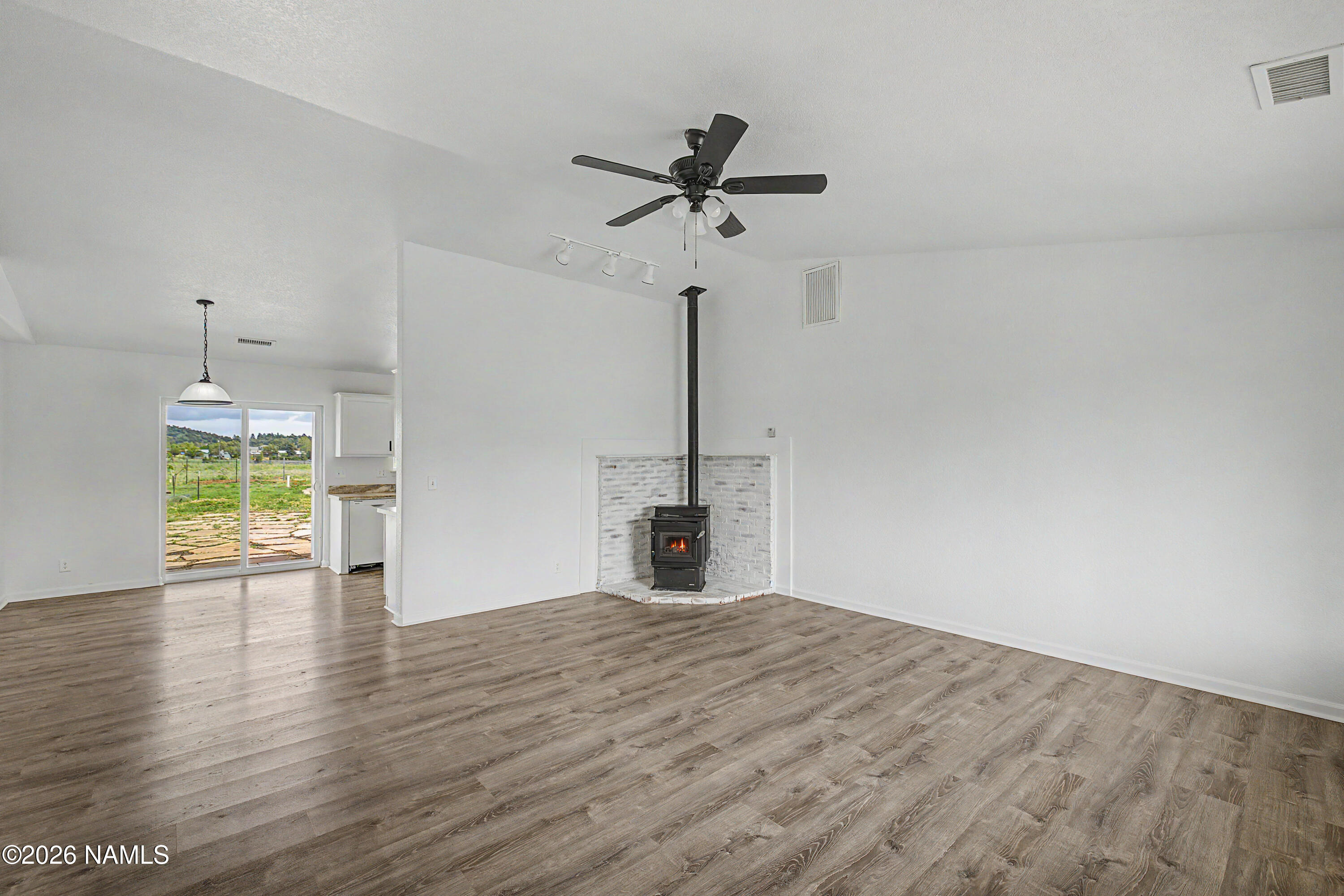 8195 Lookout View Trail