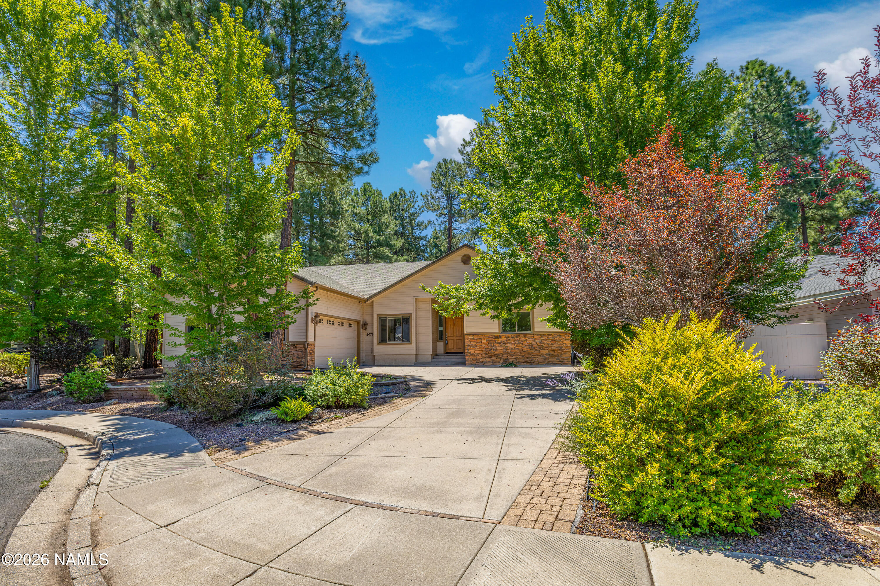 2079 W Toboggan Court