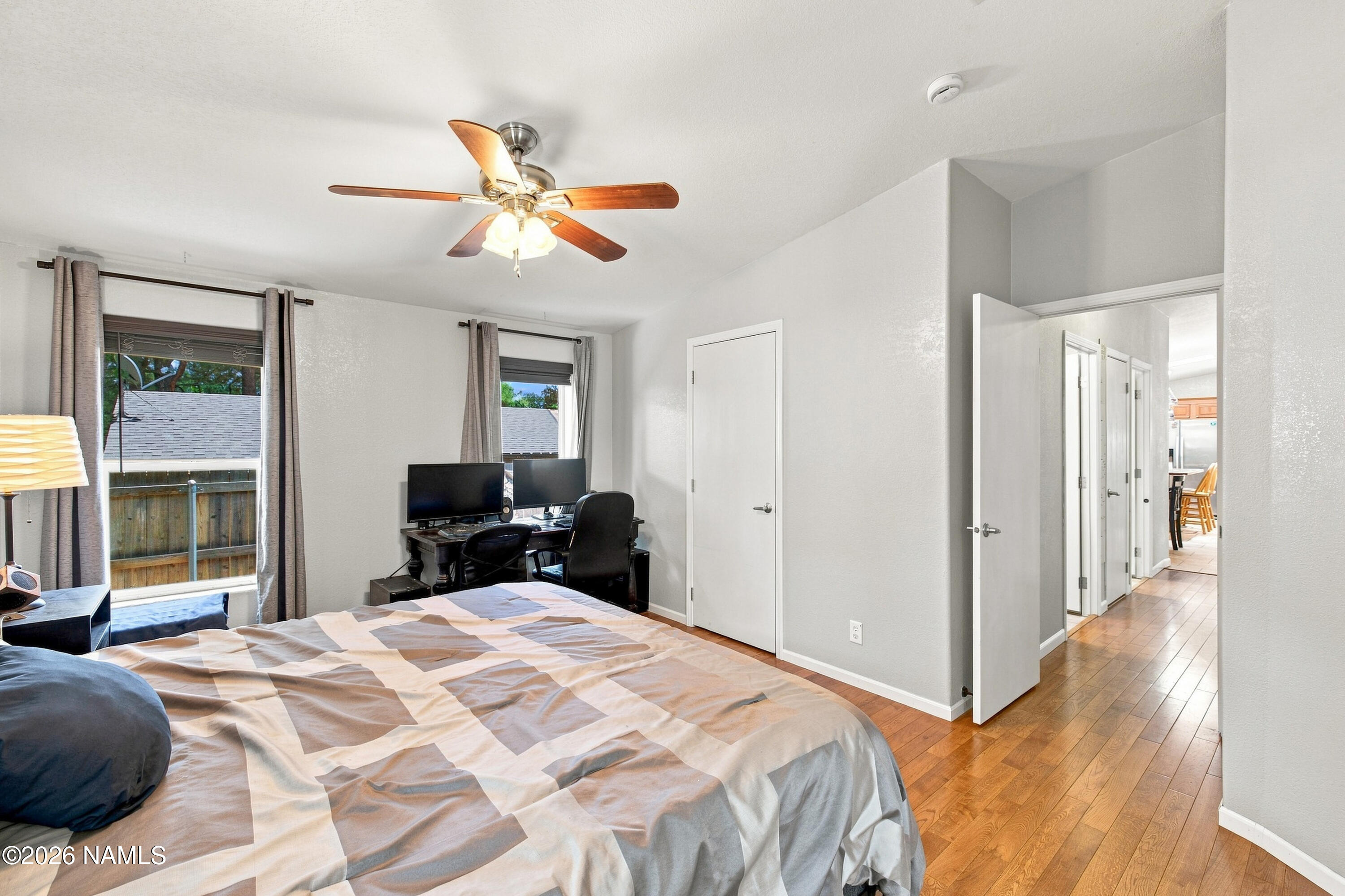 4272 E Glacier Drive