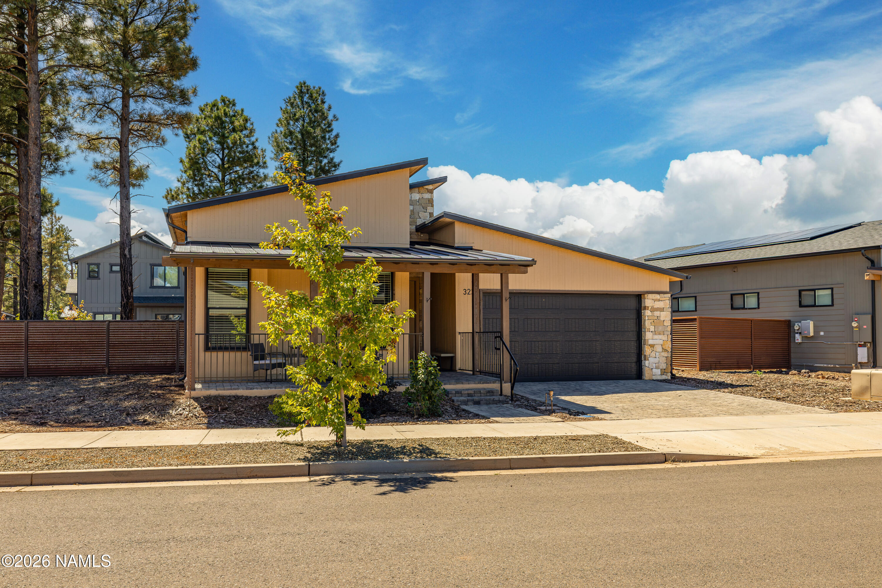 3221 W Lockwood Way