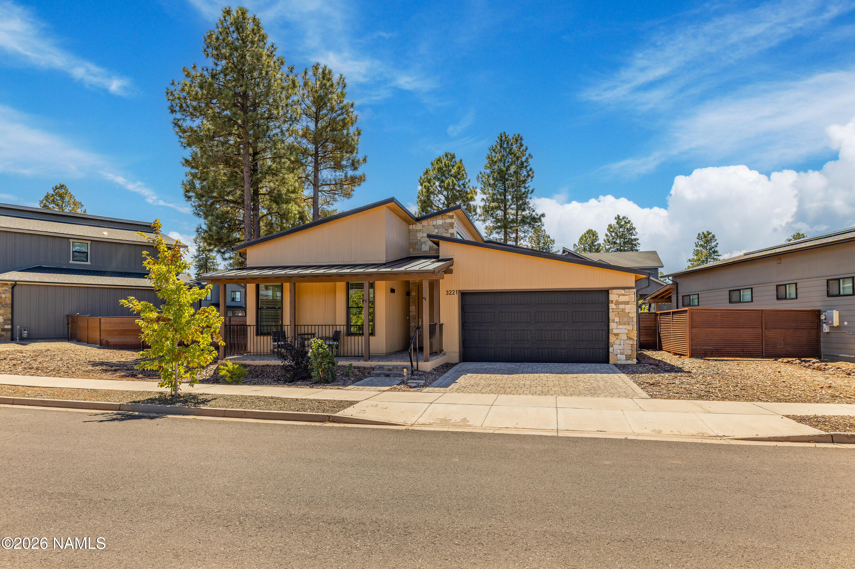 3221 W Lockwood Way