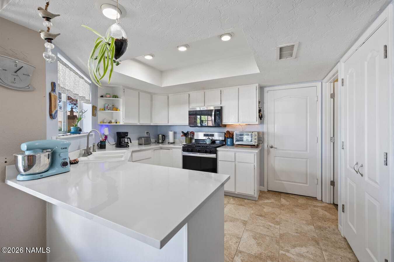 9040 E Bighorn Drive