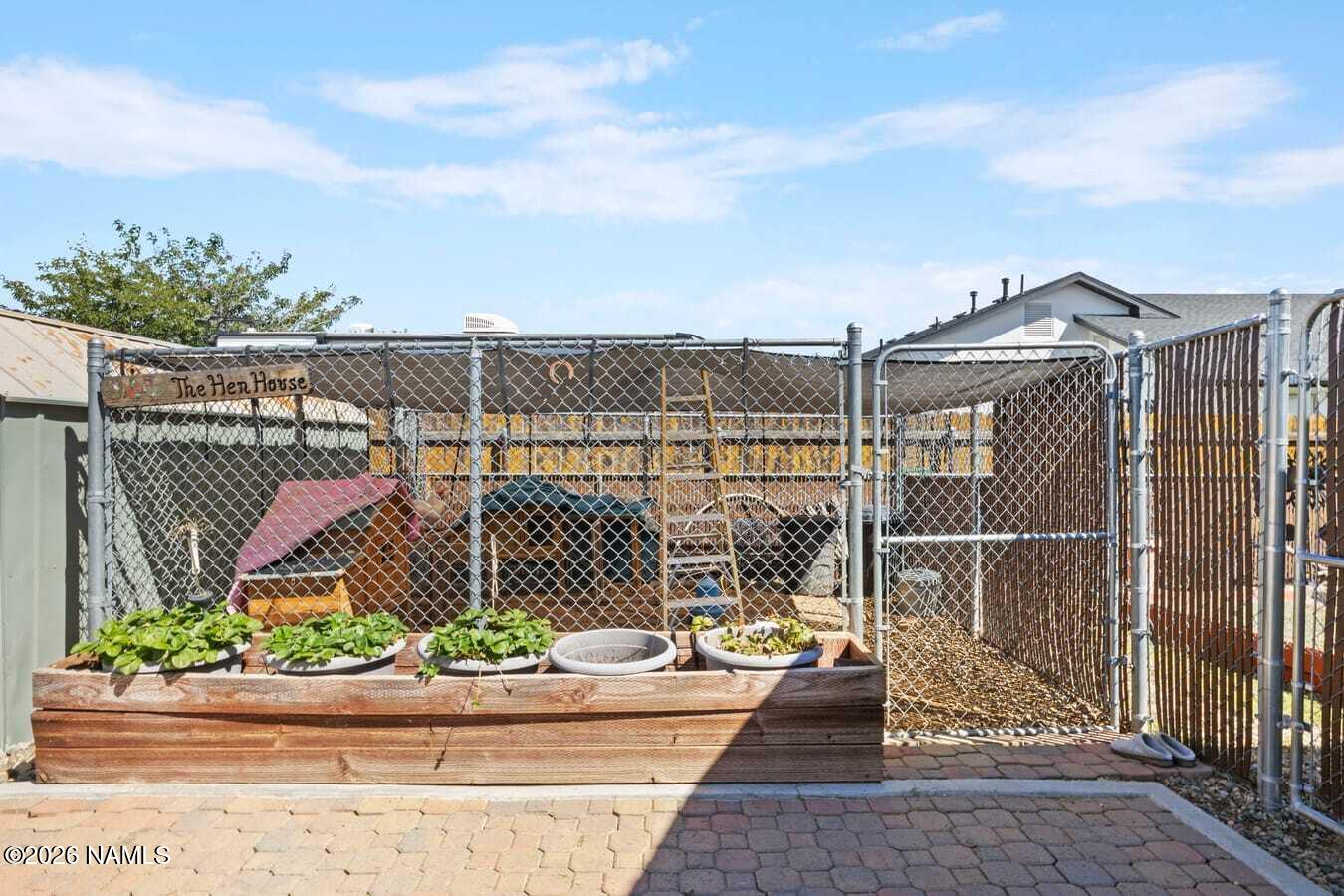 9040 E Bighorn Drive
