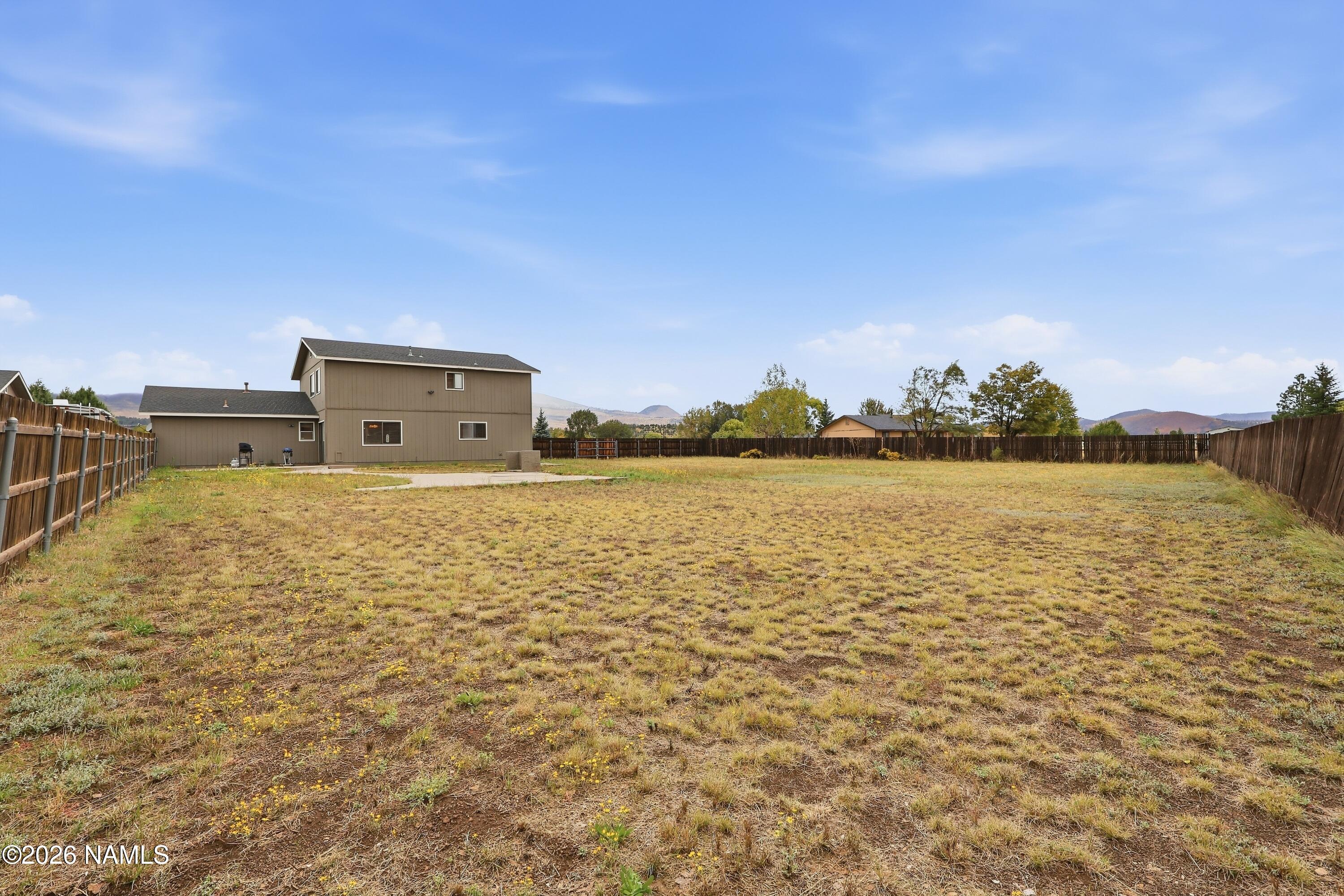 6055 E Treadway Trail