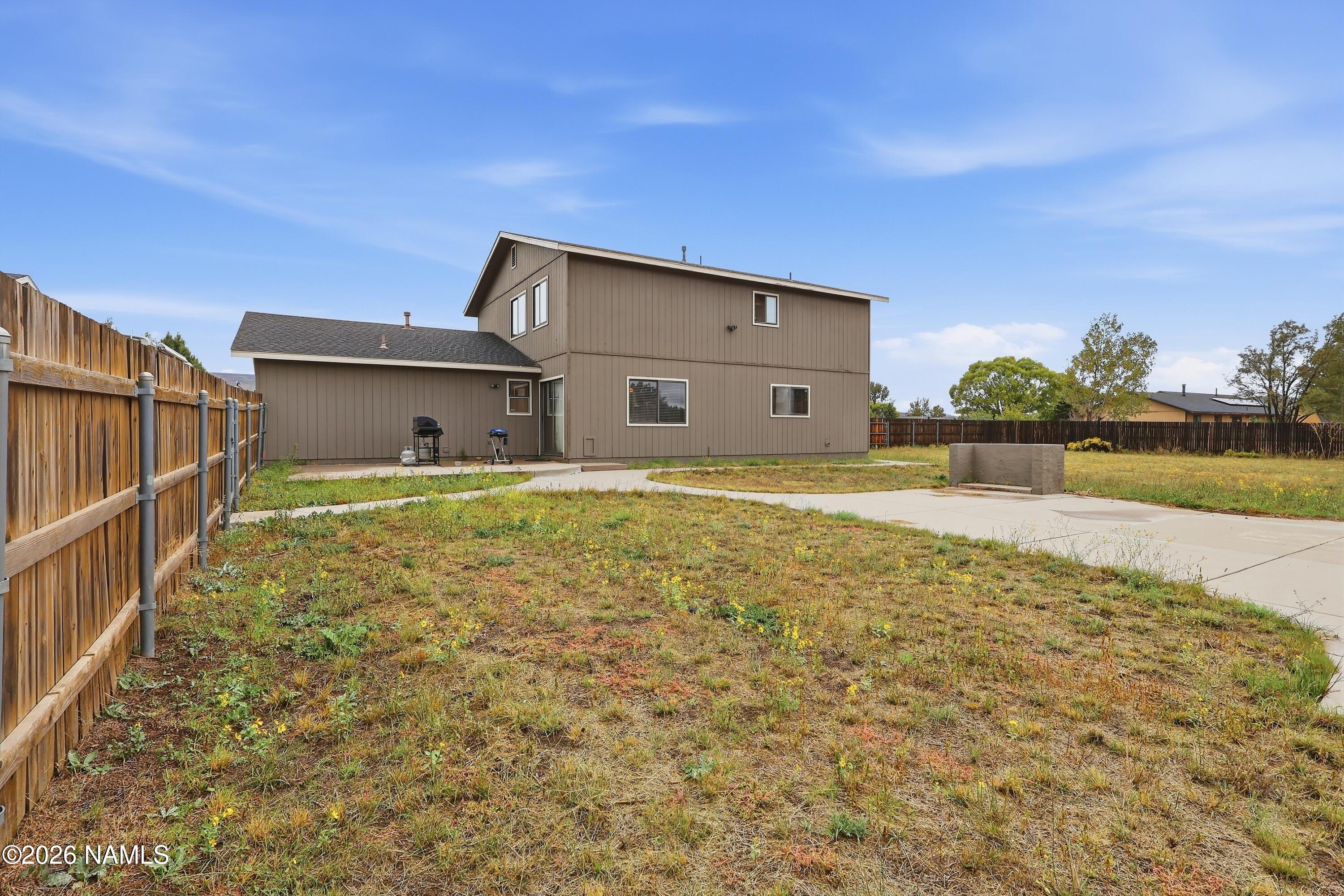 6055 E Treadway Trail