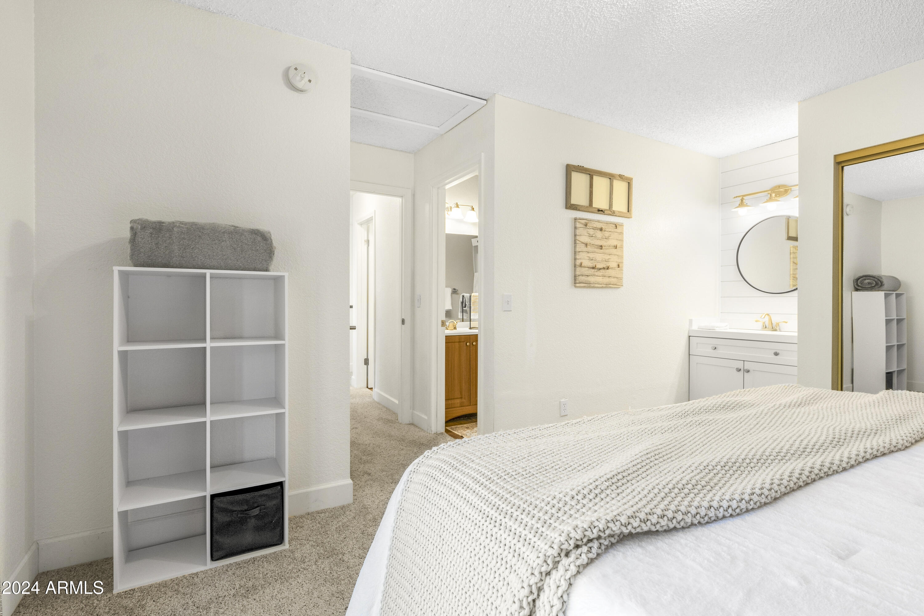 2841 N WALNUT HILLS Drive 7