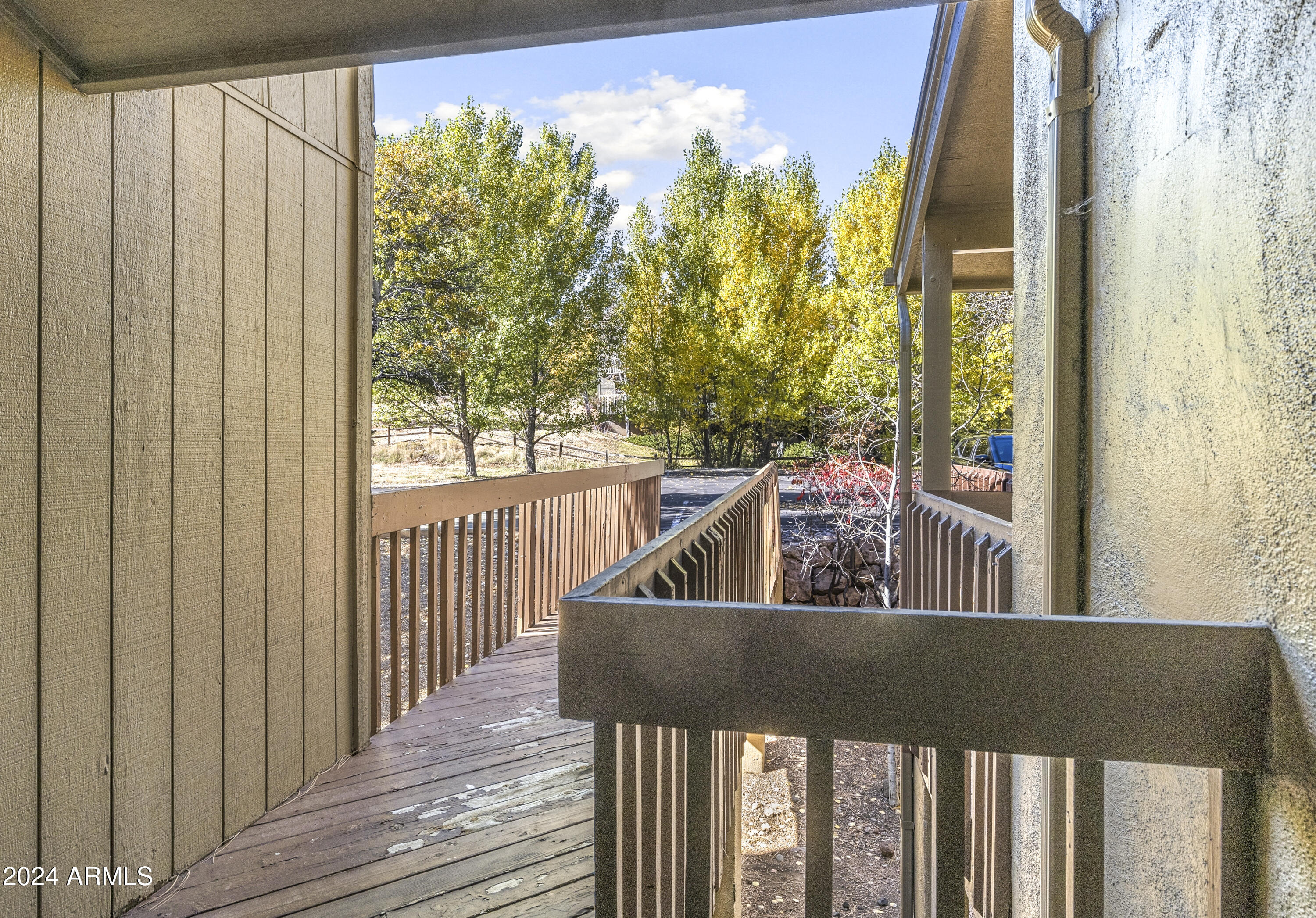 2841 N WALNUT HILLS Drive 7